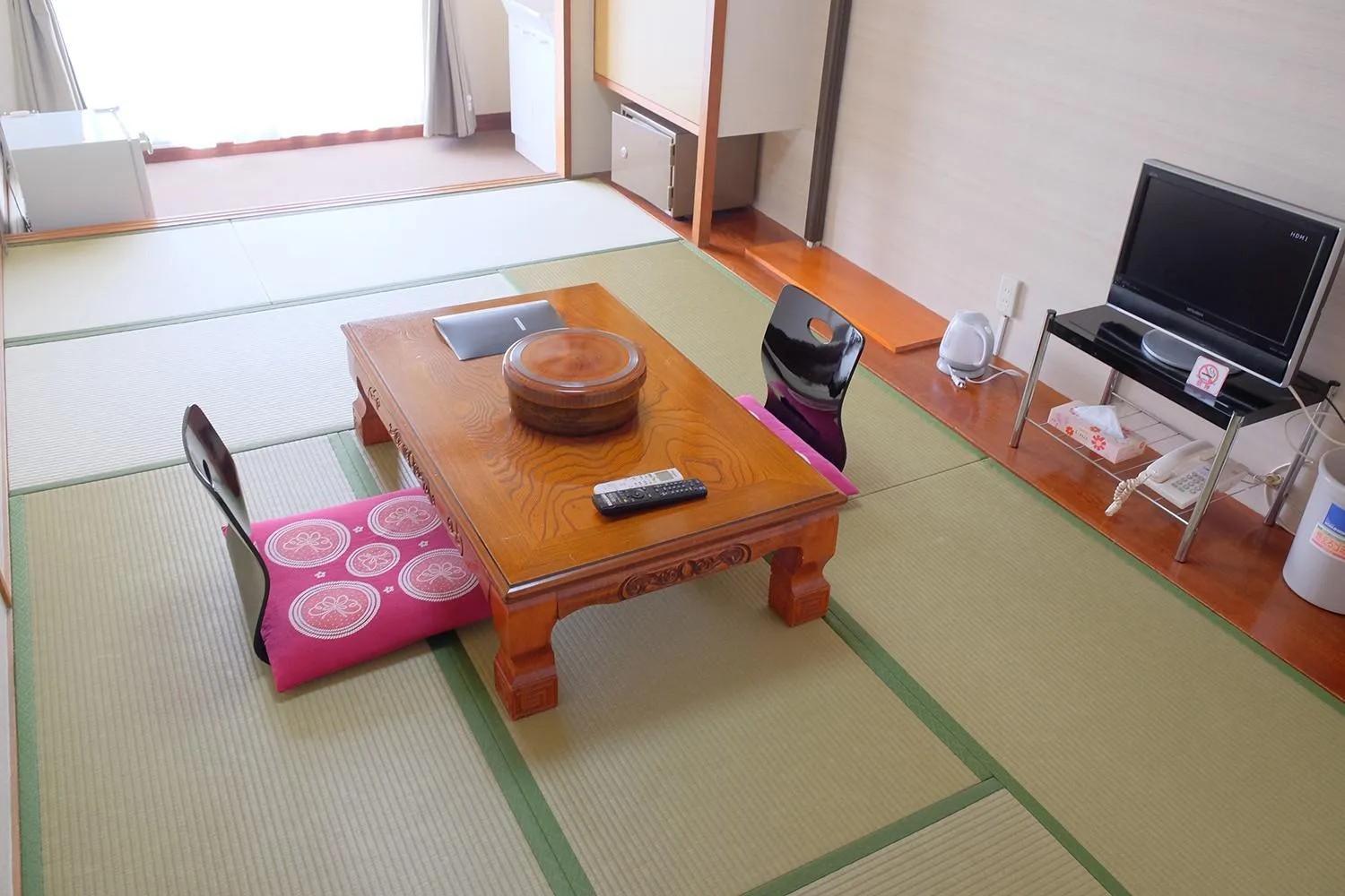 Economy Japanese-Style Room with Shared Bathroom and Shared Toilet - single occupancy in Hotel Sunset Susami