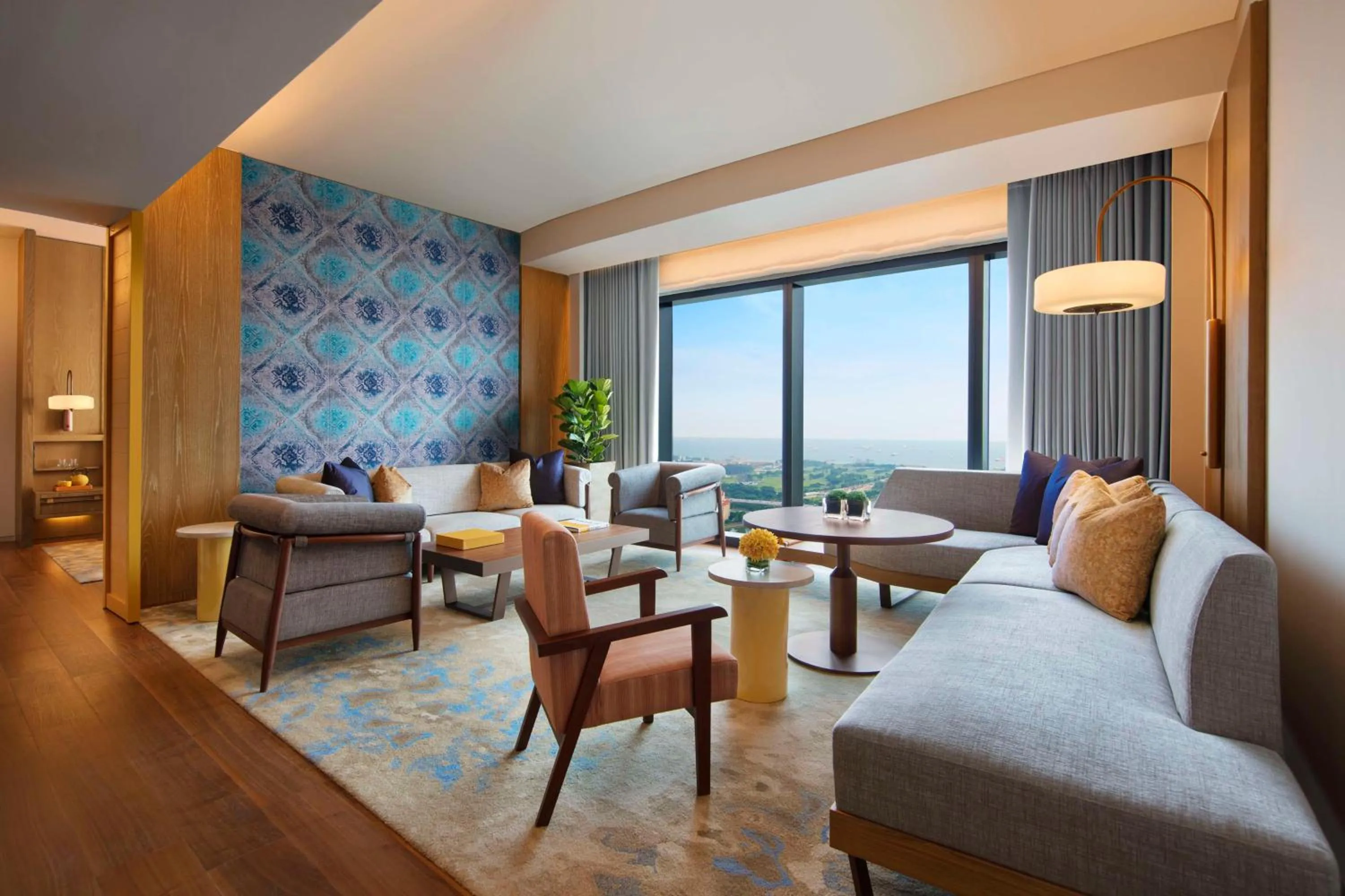 Large King Suite in Andaz Singapore, By Hyatt