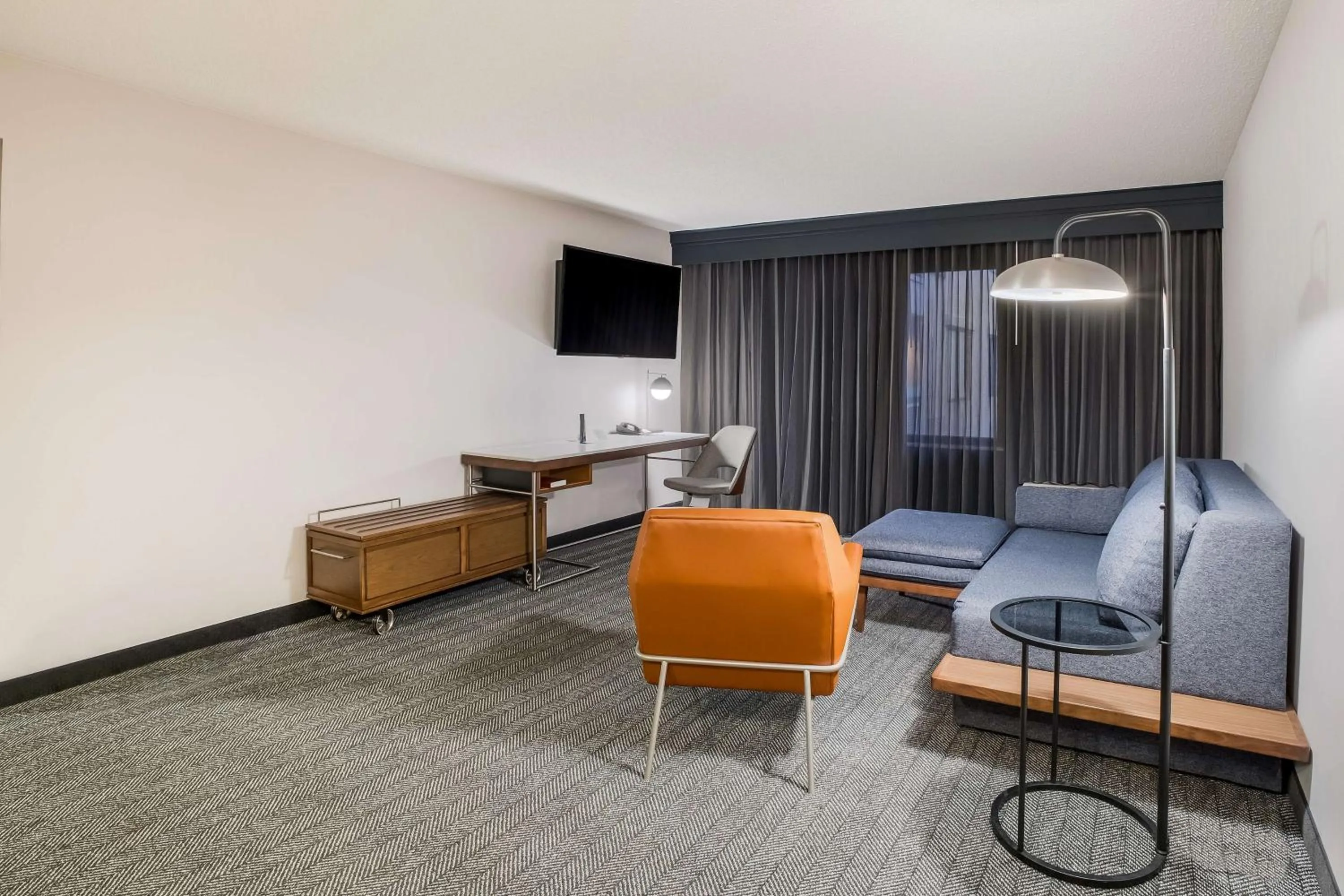 One-Bedroom King Suite - Non-Smoking in Sonesta Select Phoenix Chandler