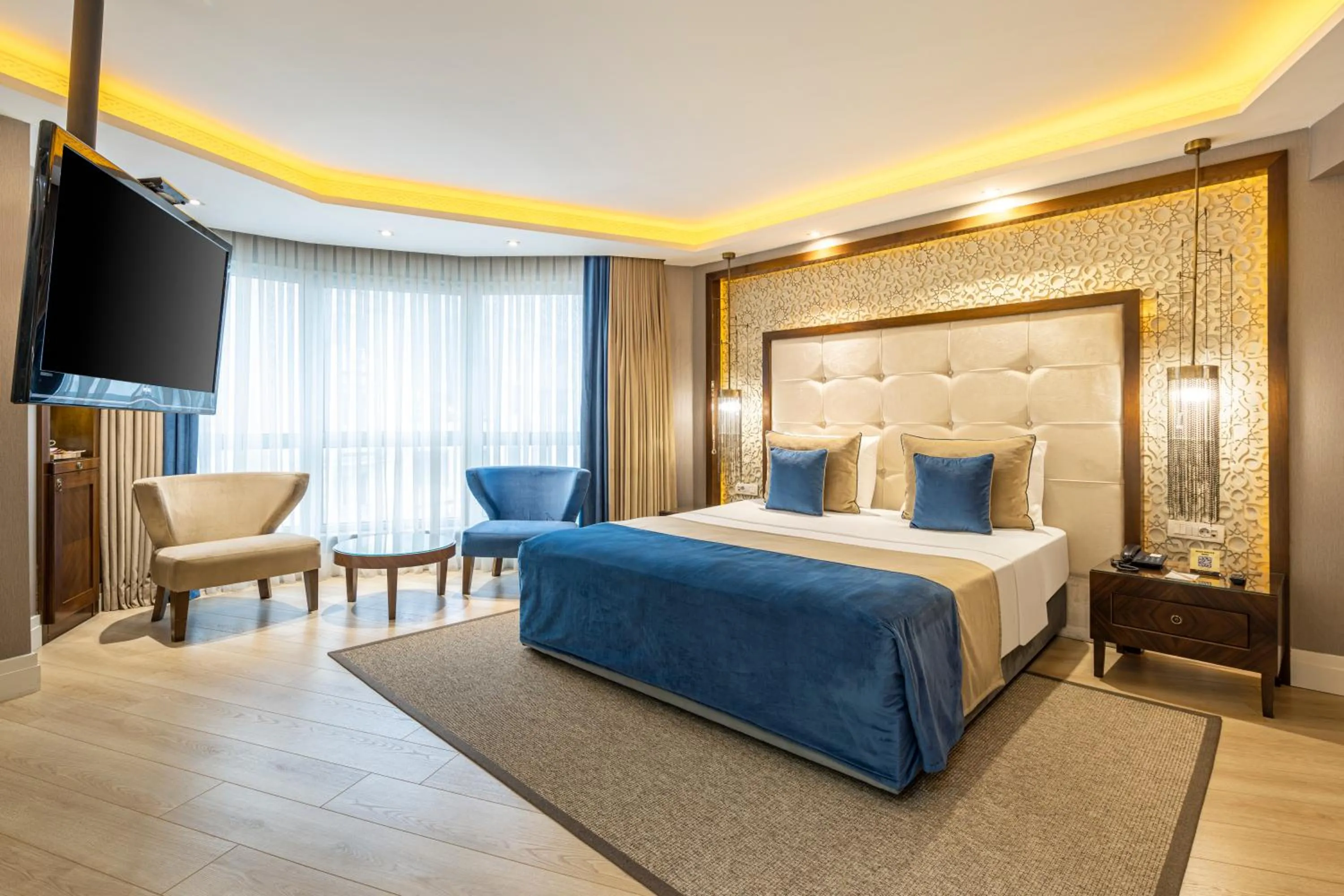 Corner Suite in Hotel Zurich Istanbul Old City