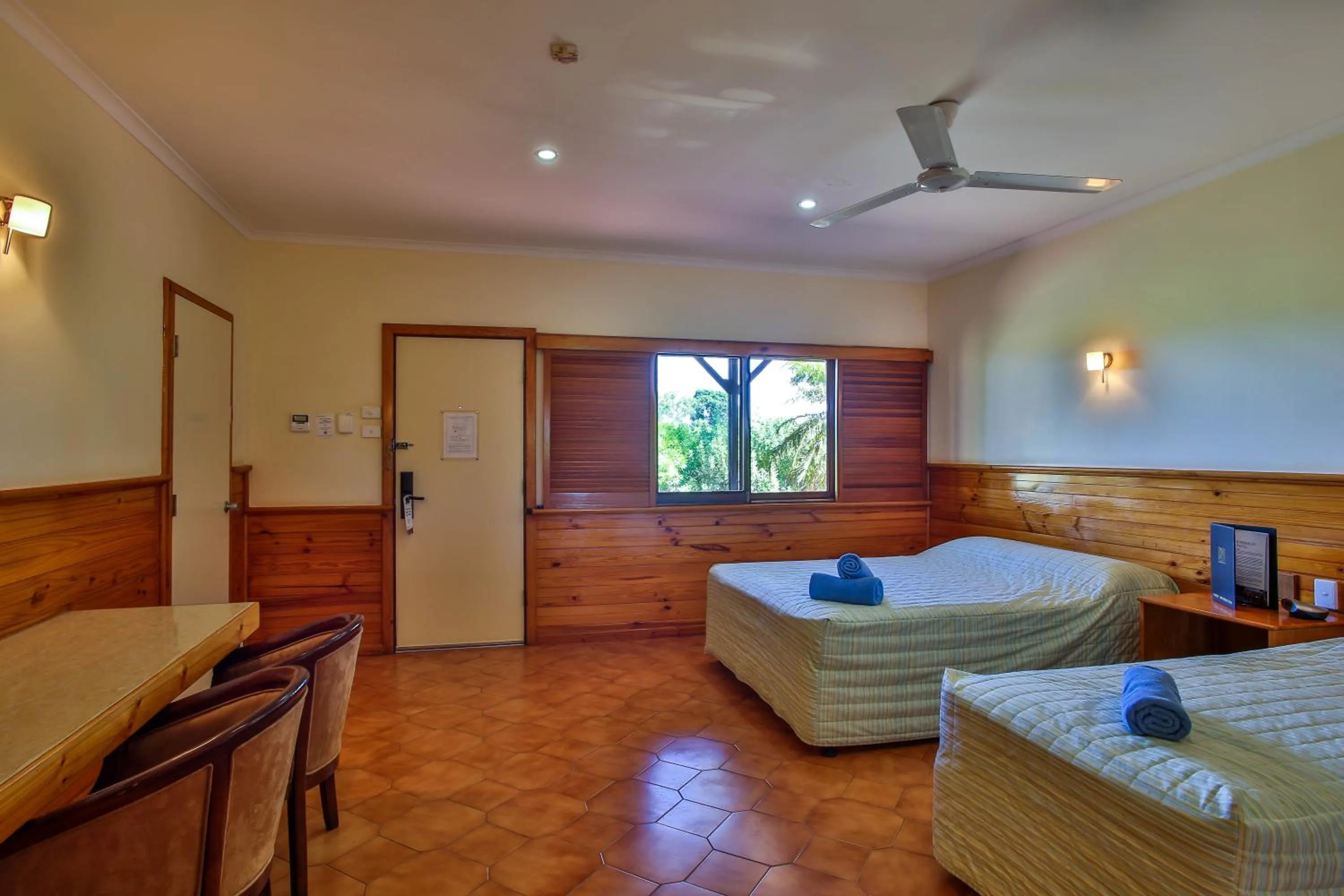 Deluxe Double Room in Kimberley Hotel