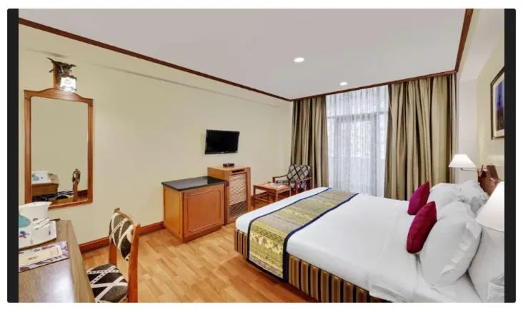 Deluxe Room in Ambassador Pallava