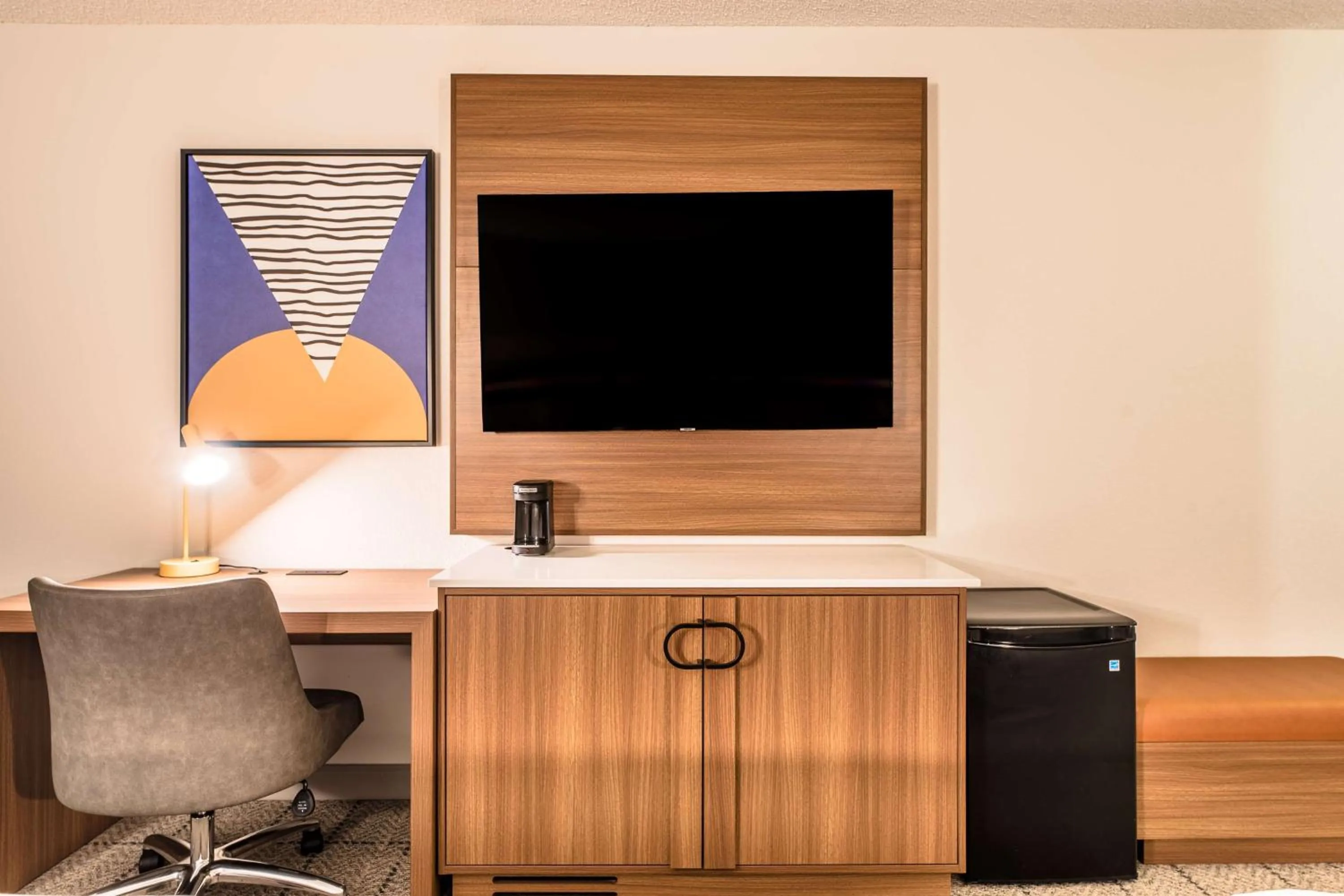 Guestroom Two Queens in Sonesta Select Dallas Richardson