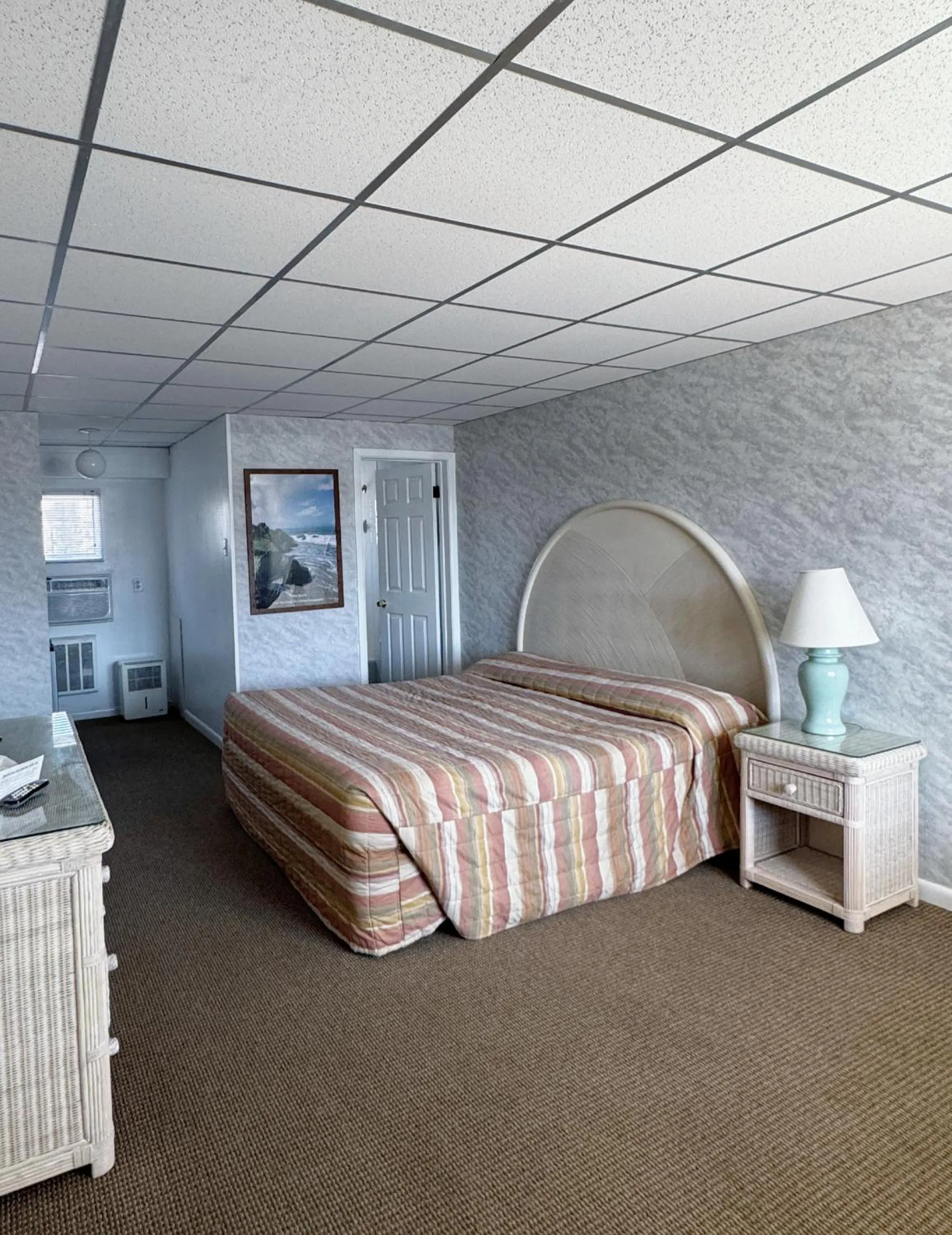 King Room in The Jetty Motel