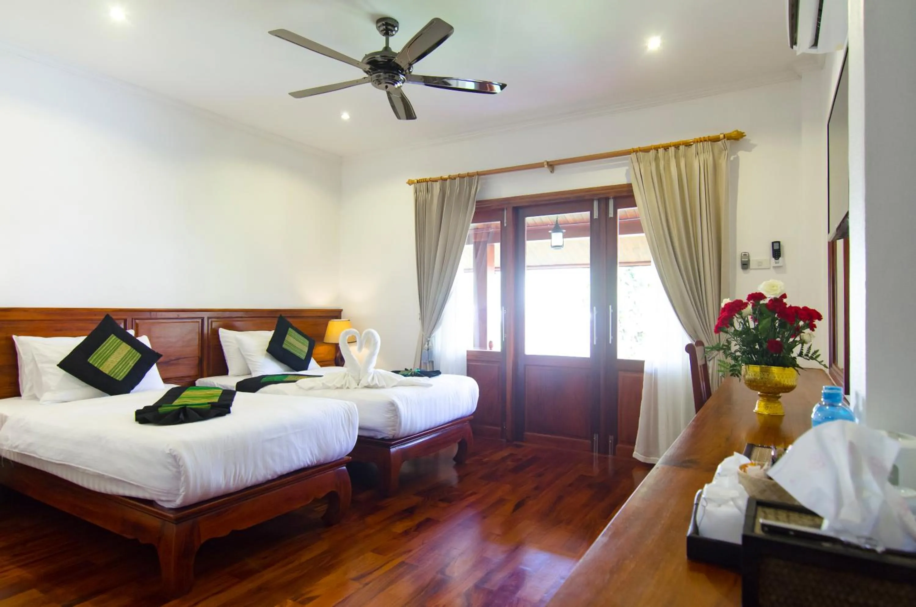 Superior Twin Room in Villa Chitdara