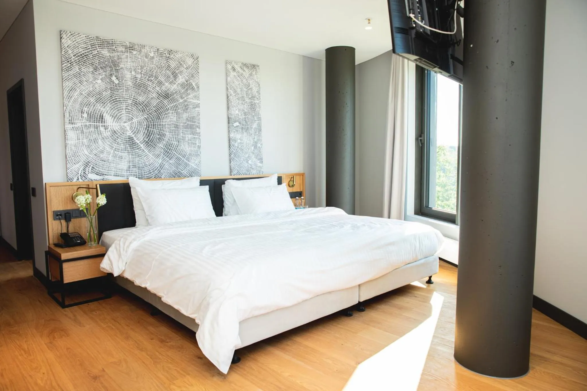 Deluxe Suite with Vitality Pool access in Vilnius Grand Resort