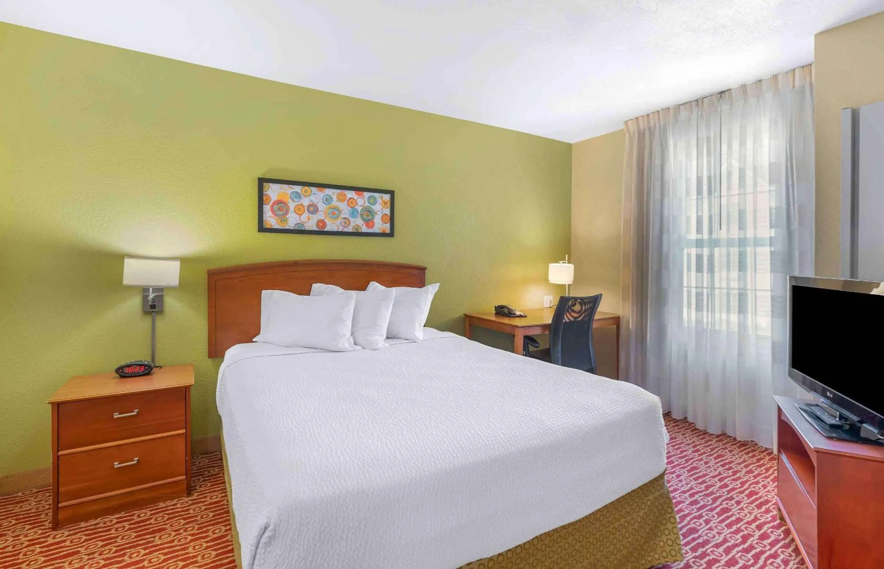 2 Bedroom Suite 2 Queen Beds Non-Smoking in Extended Stay America Suites - Chantilly - Dulles