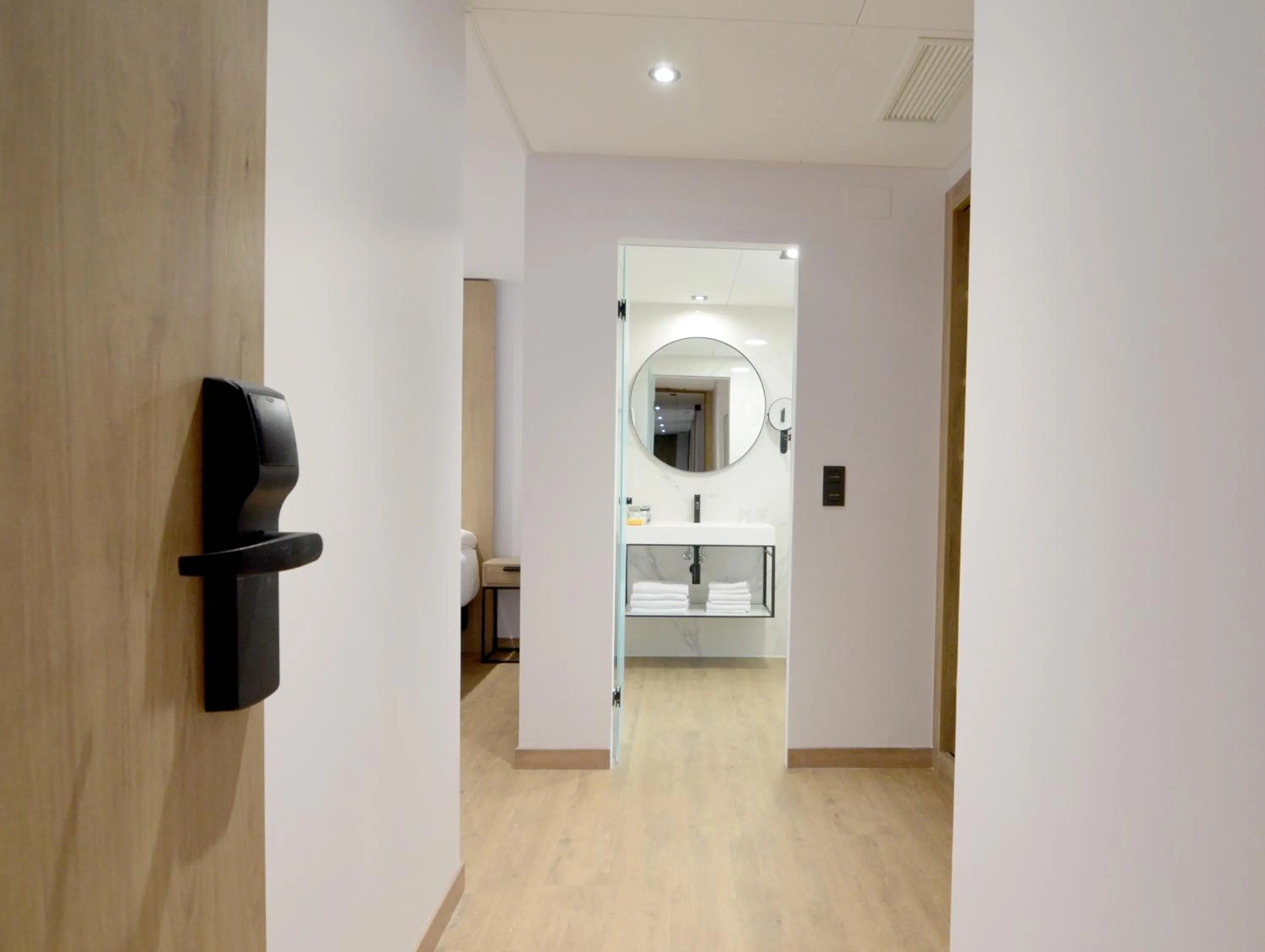 Twin Room in UVE Marcenado