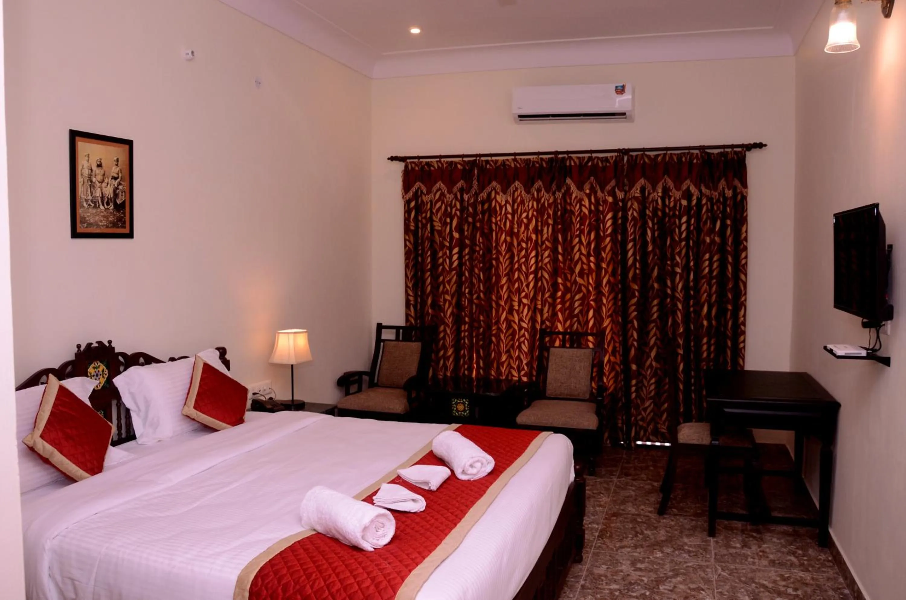 Double Room with Lake View in Moti Mahal - A Heritage Haveli