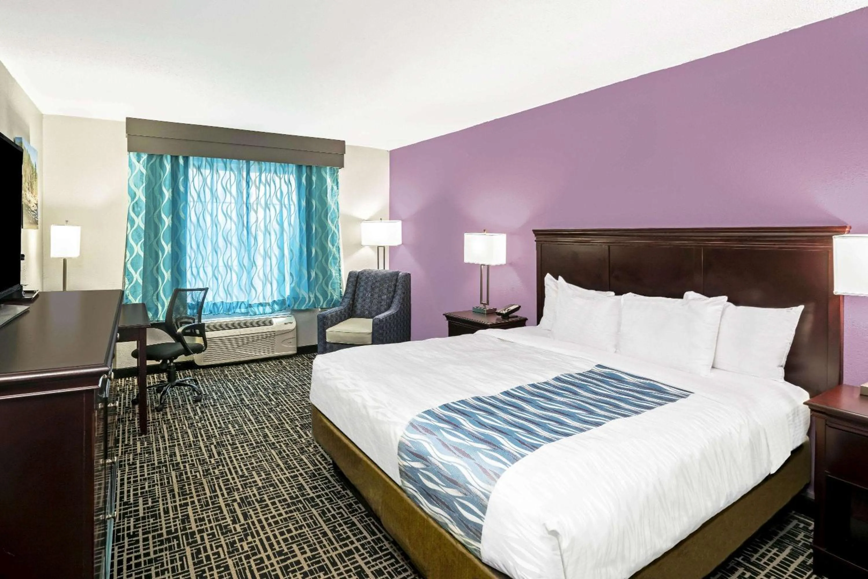 King Room - Non-Smoking in La Quinta by Wyndham Cookeville
