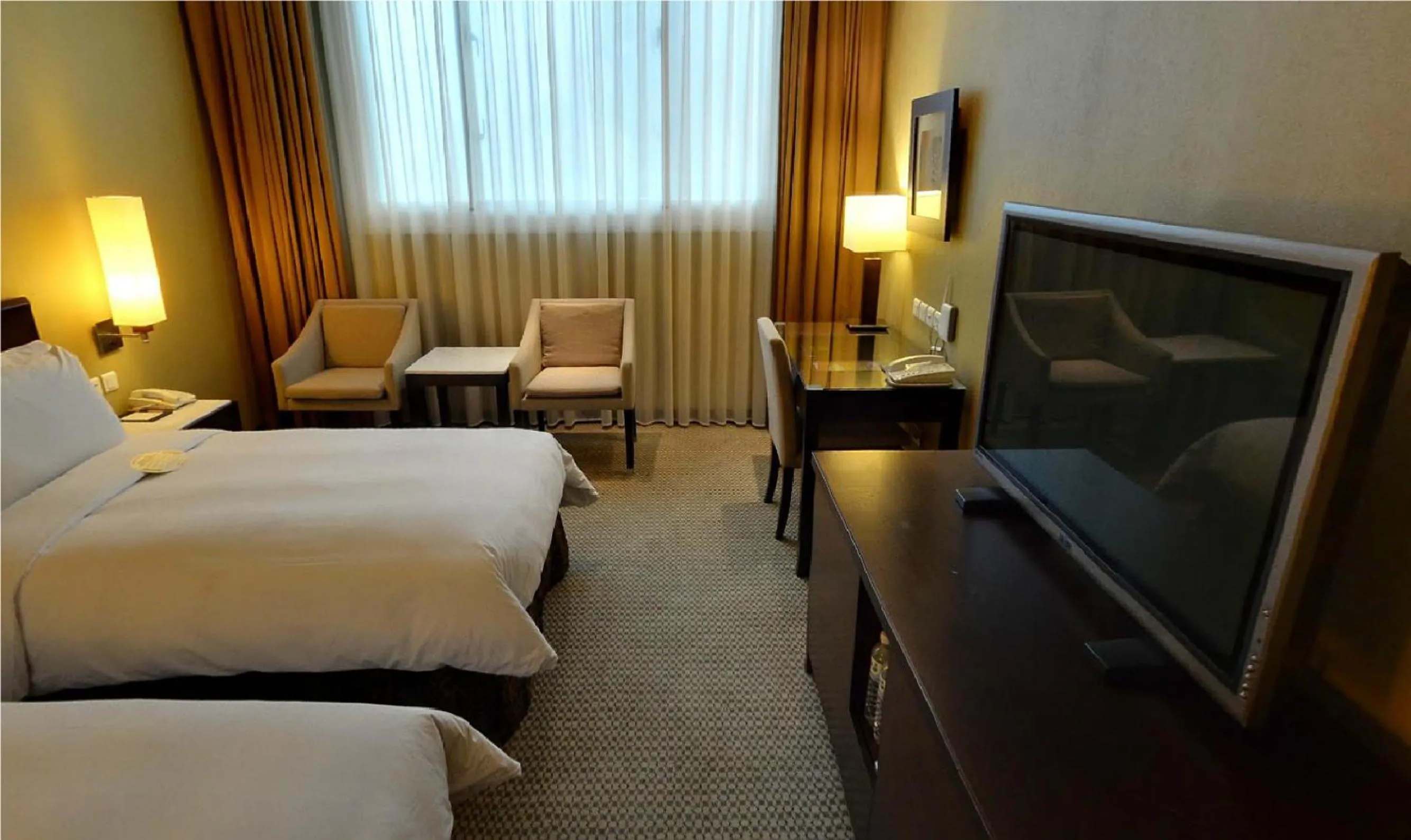 Standard Twin Room in Taipei International Hotel