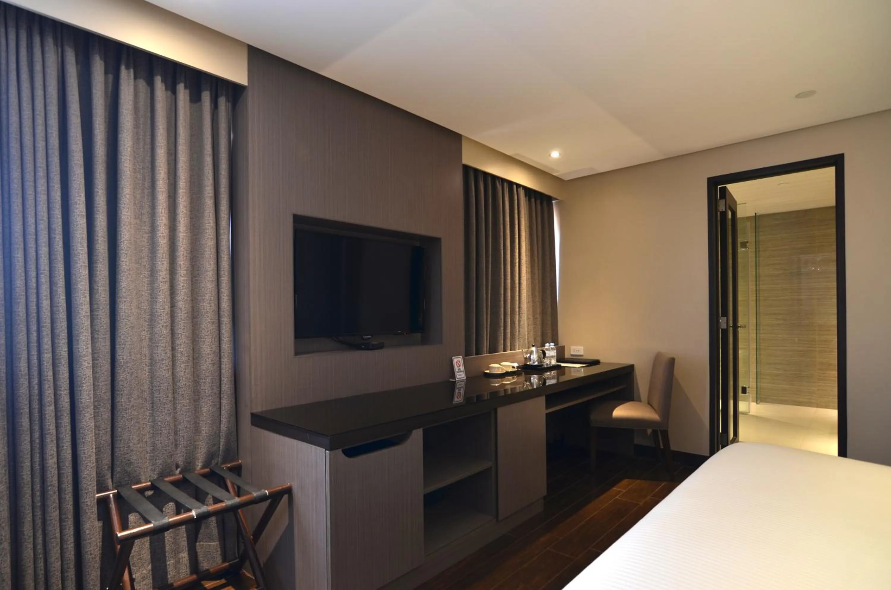 Executive Suite in Pearl Garden Hotel