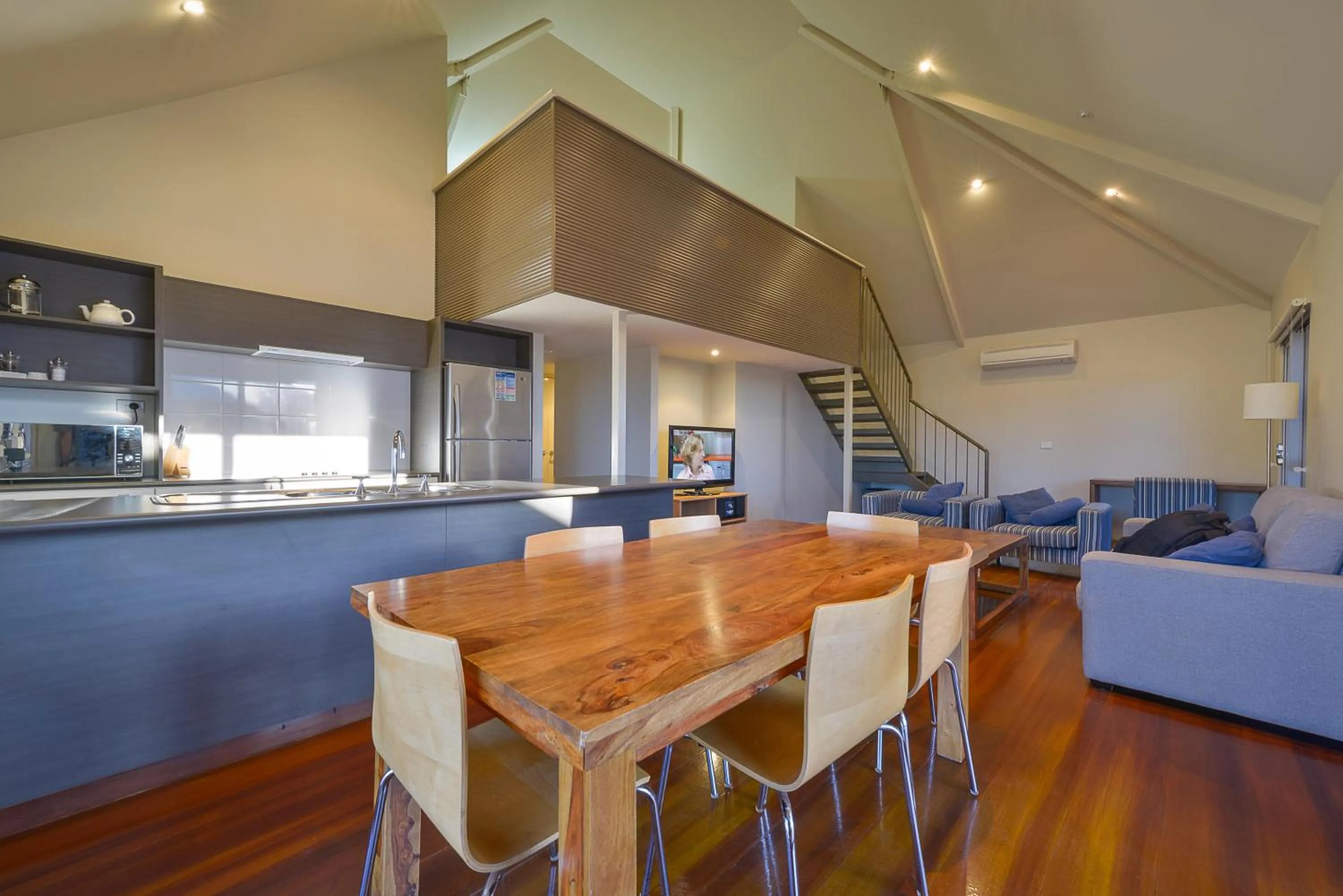 Deluxe Three-Bedroom Villa in Exmouth Escape Resort