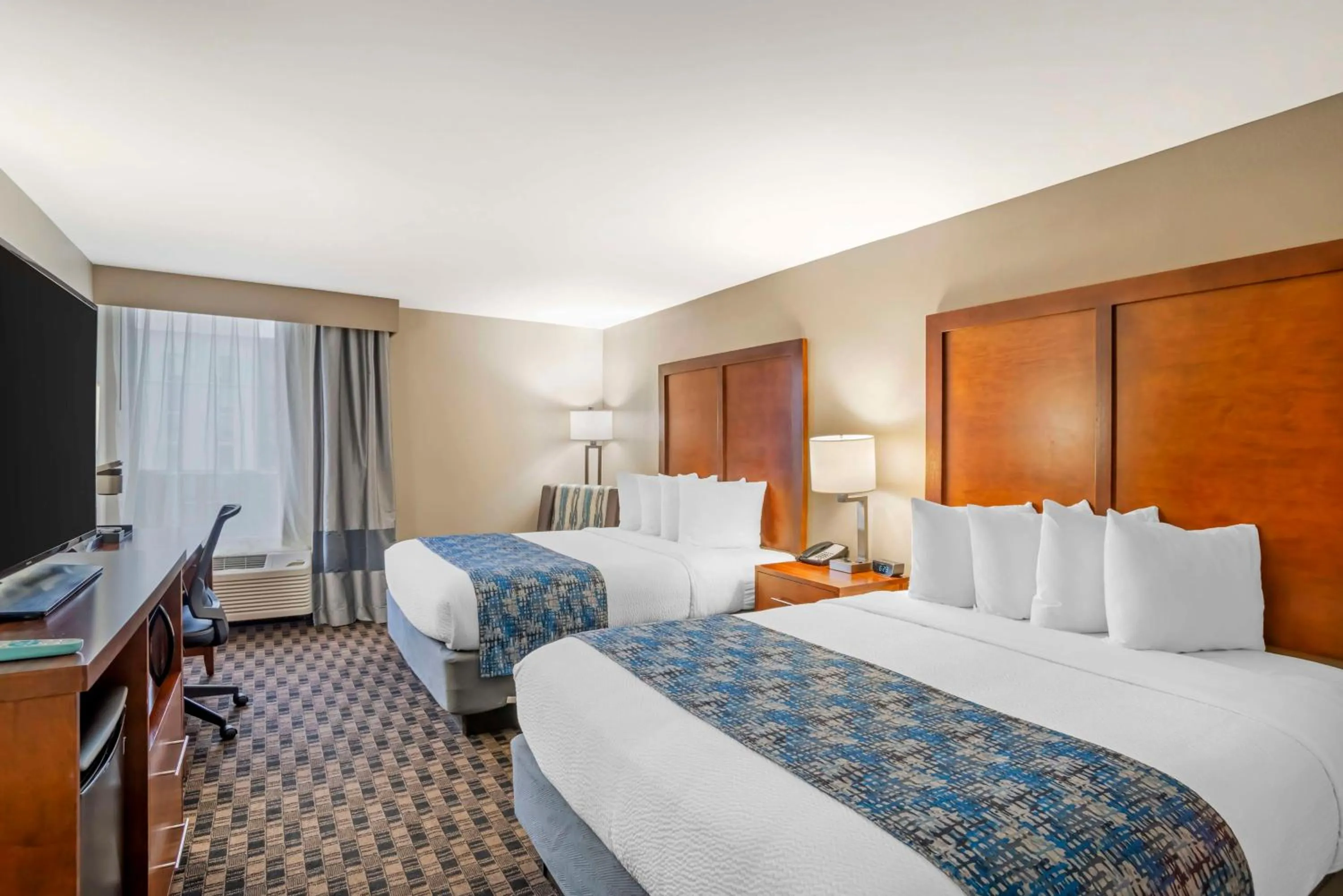 Queen Room with Two Queen Beds in Best Western Plus Greenville I-385 Inn & Suites