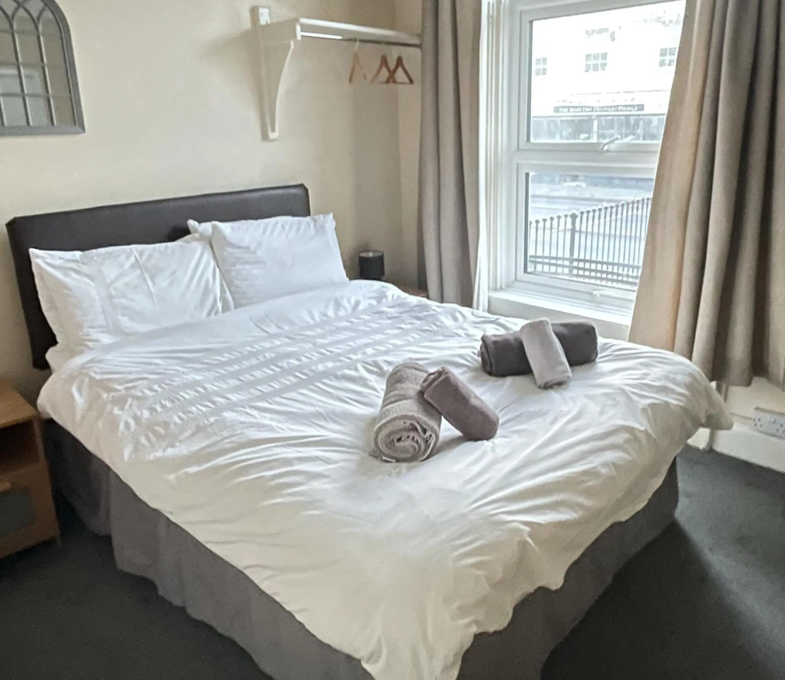 Standard Double Room in Admiral Blake Guesthouse