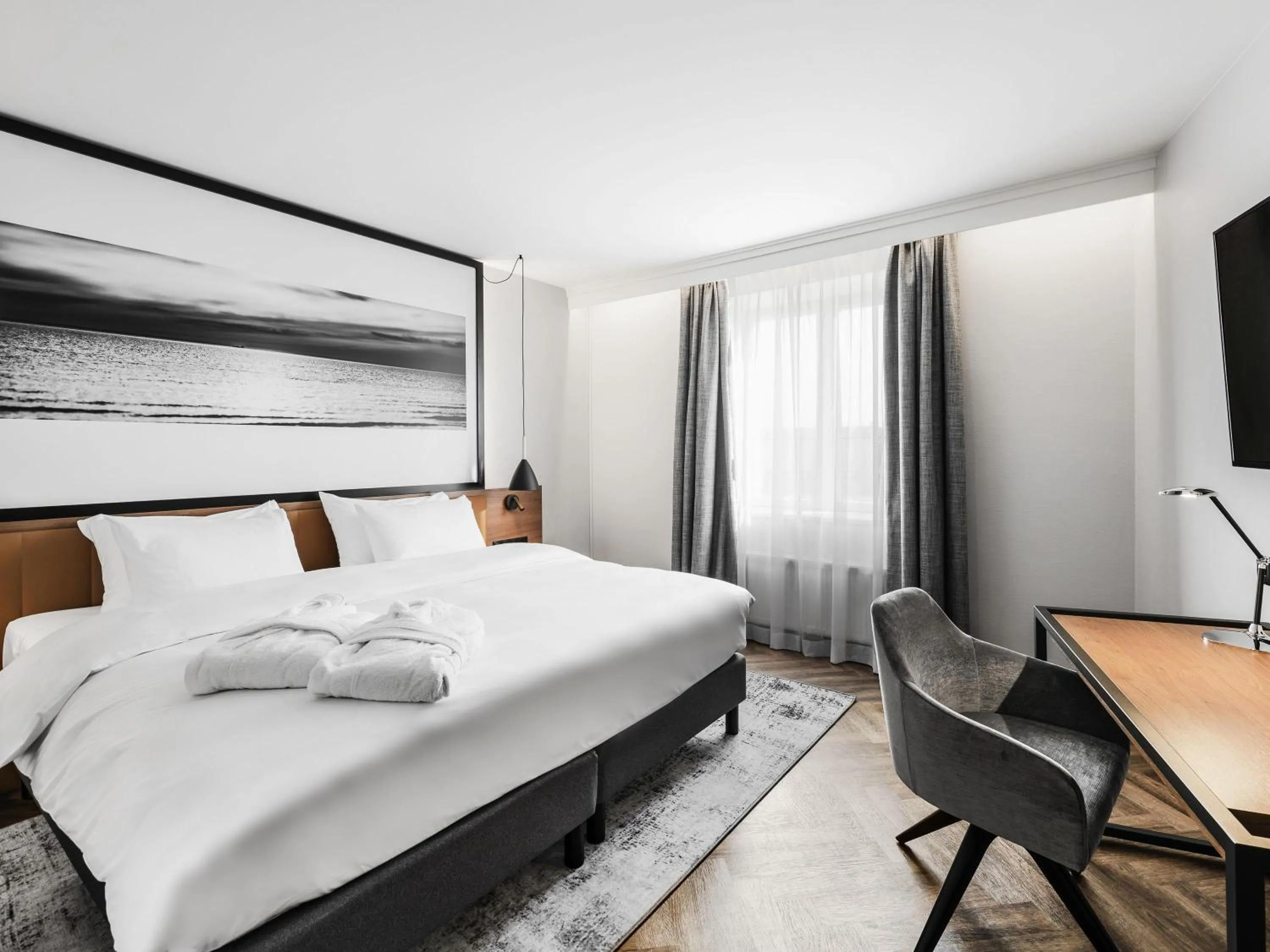 Junior King Suite with Sofa in MERCURE KLAIPEDA CITY HOTEL, Meetings, Events, Restaurant & Bar - Accor Group, Pet Stay FREE