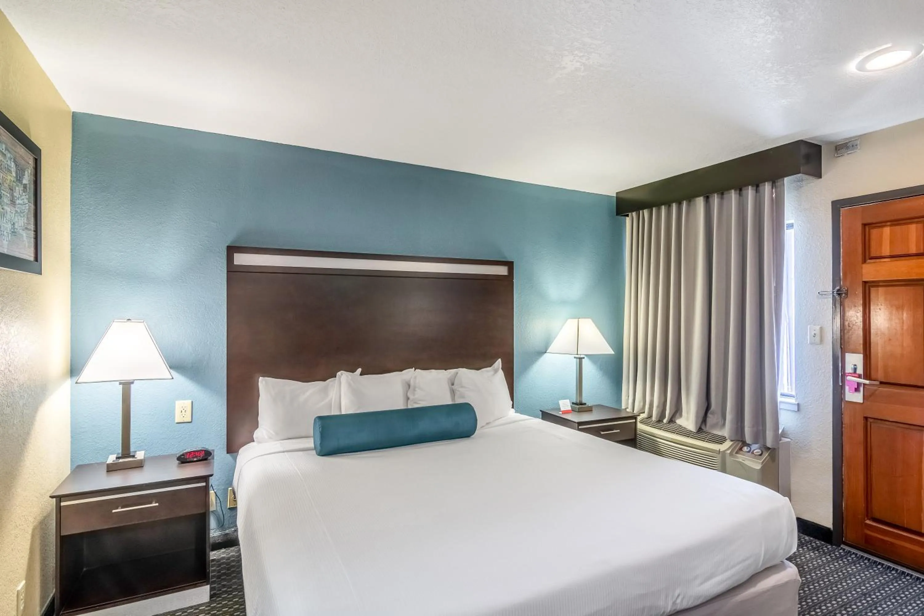 King Suite in Glenridge Inn Glendale - Pasadena