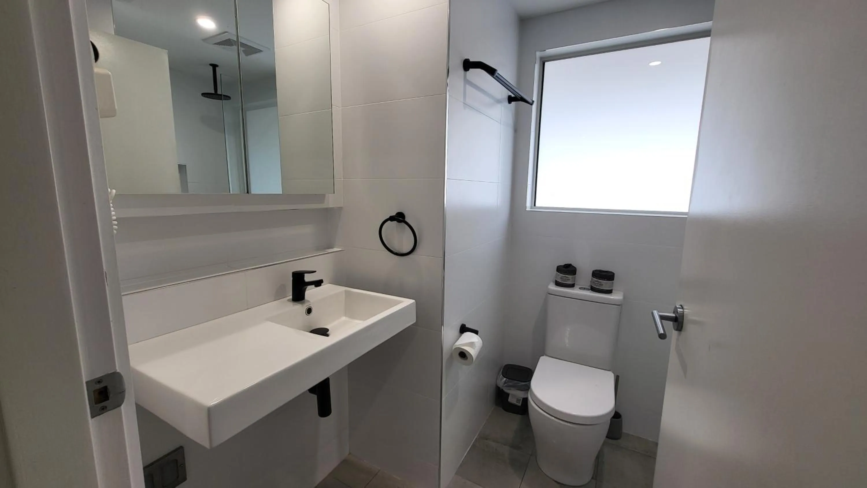 Deluxe Studio in Jesmond Executive Villas