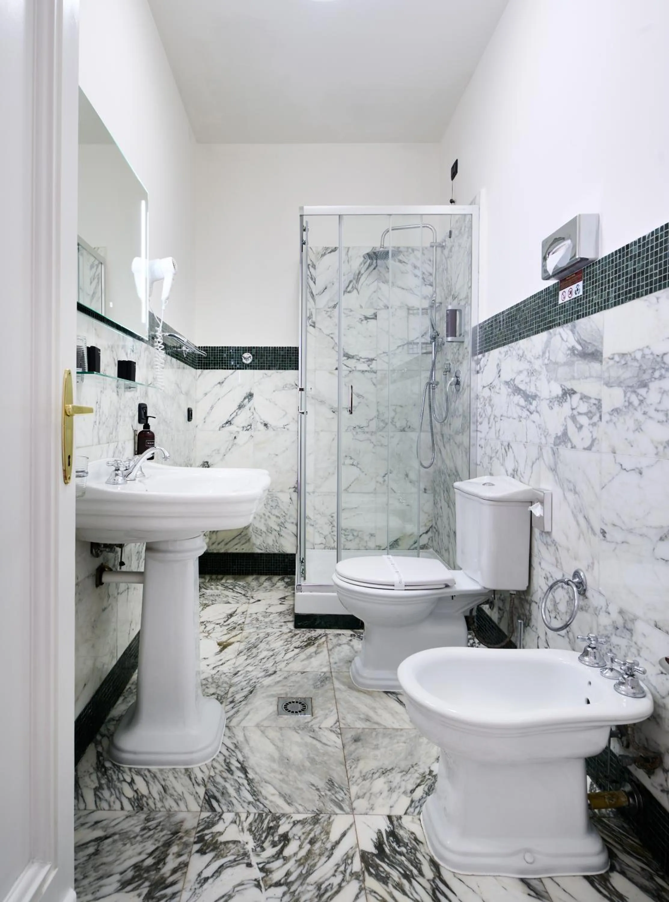 Triple Room in Hotel Leon D´Oro