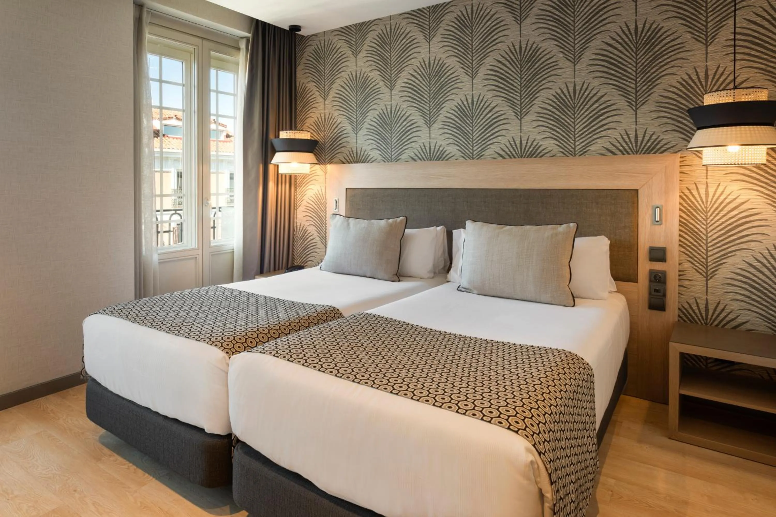 Twin Room with View in Catalonia Atocha