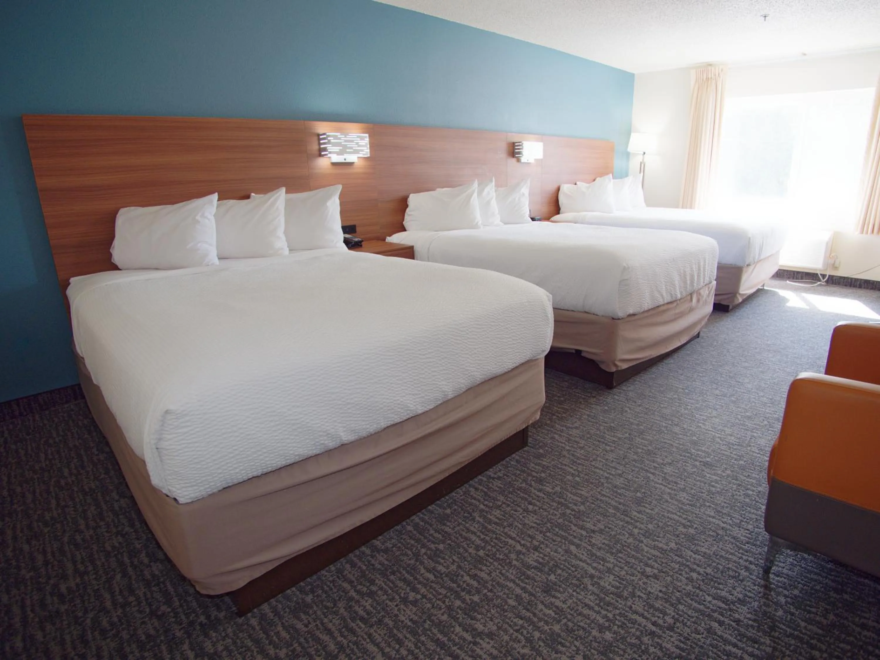Queen Room with Three Queen Beds - Non-Smoking in Ramada by Wyndham Coeur d'Alene