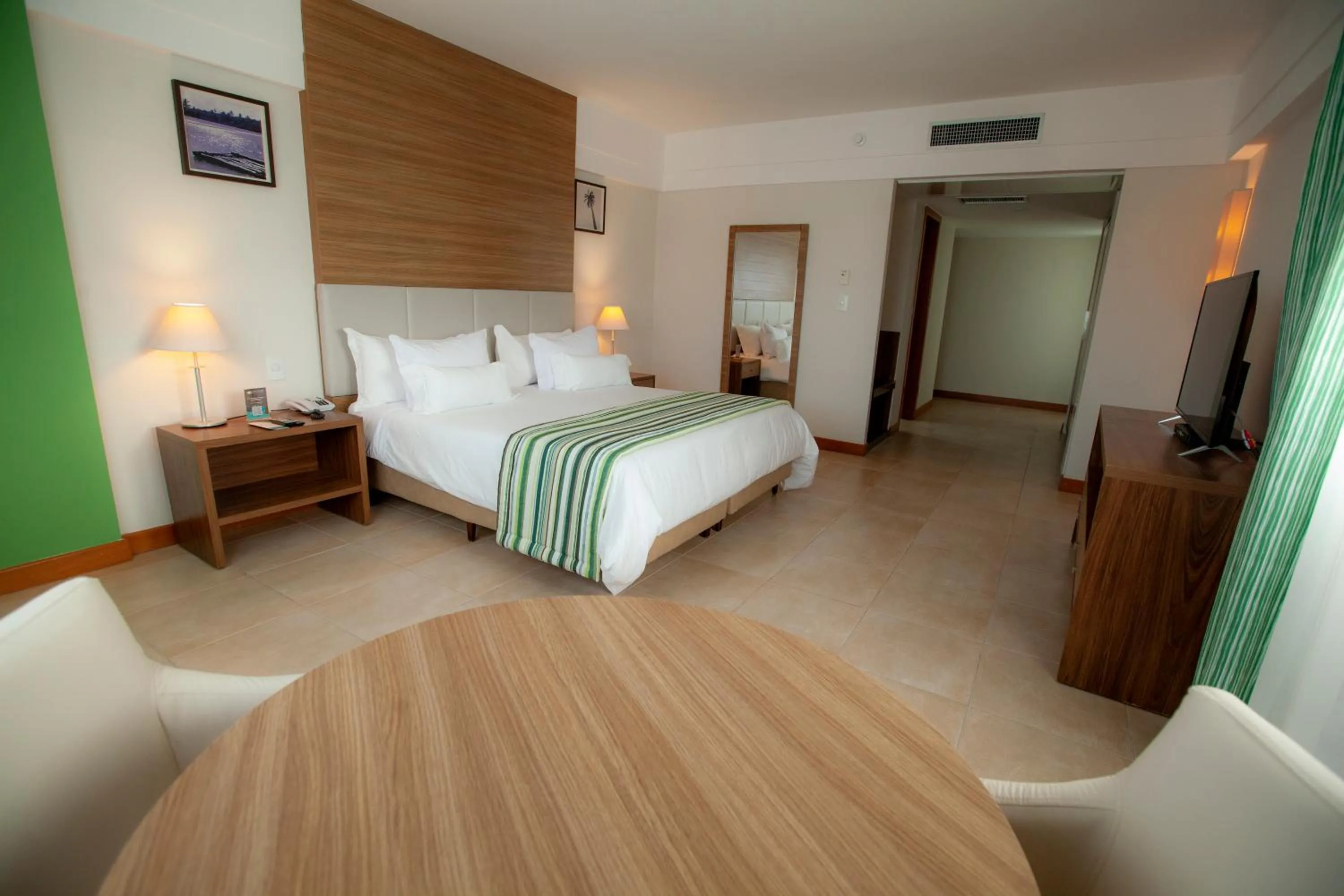 Superior Double Room with City View - single occupancy in Vidam Hotel Aracaju - Transamerica Collection