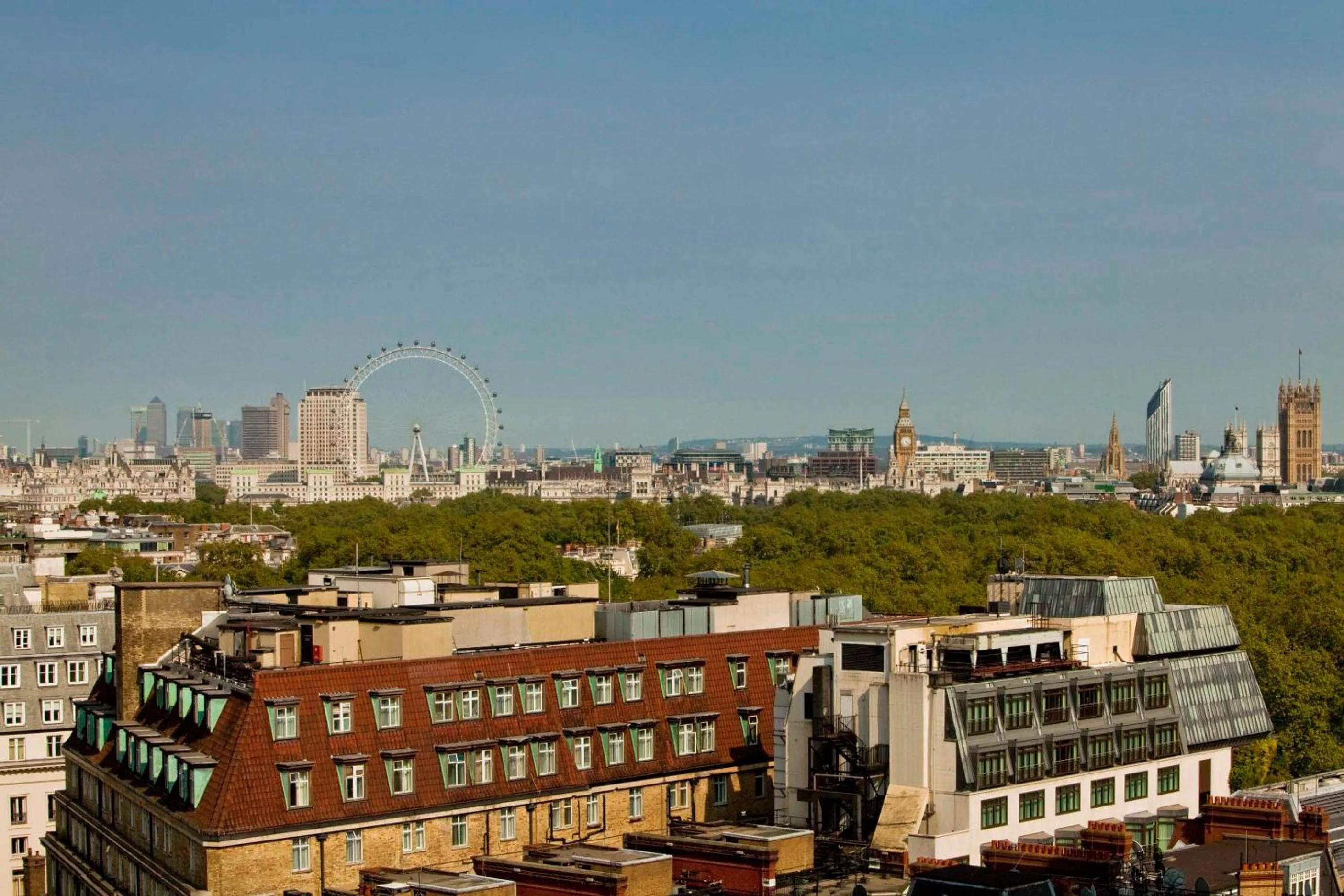 Double Deluxe Room in COMO Metropolitan London