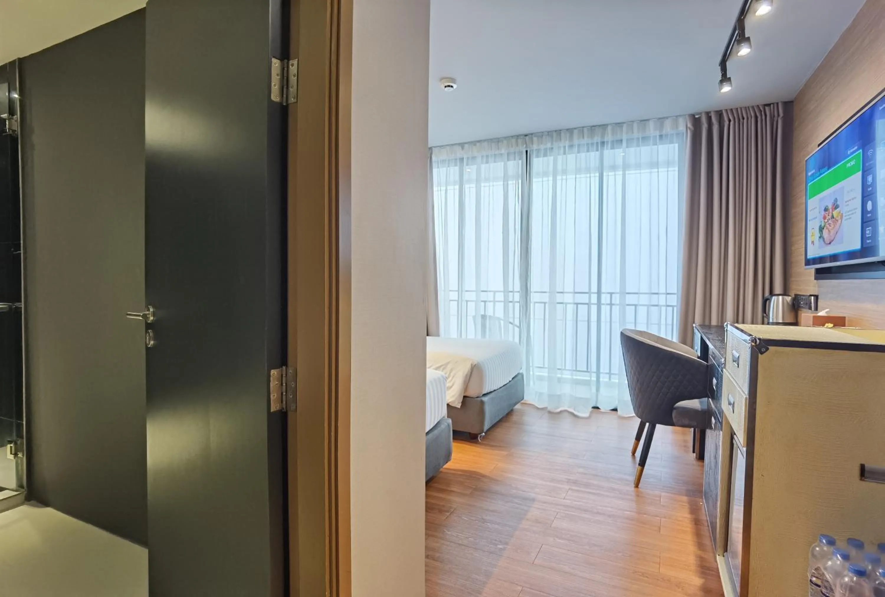 Deluxe Balcony Pool View in Citrus Grande Hotel Pattaya by Compass Hospitality