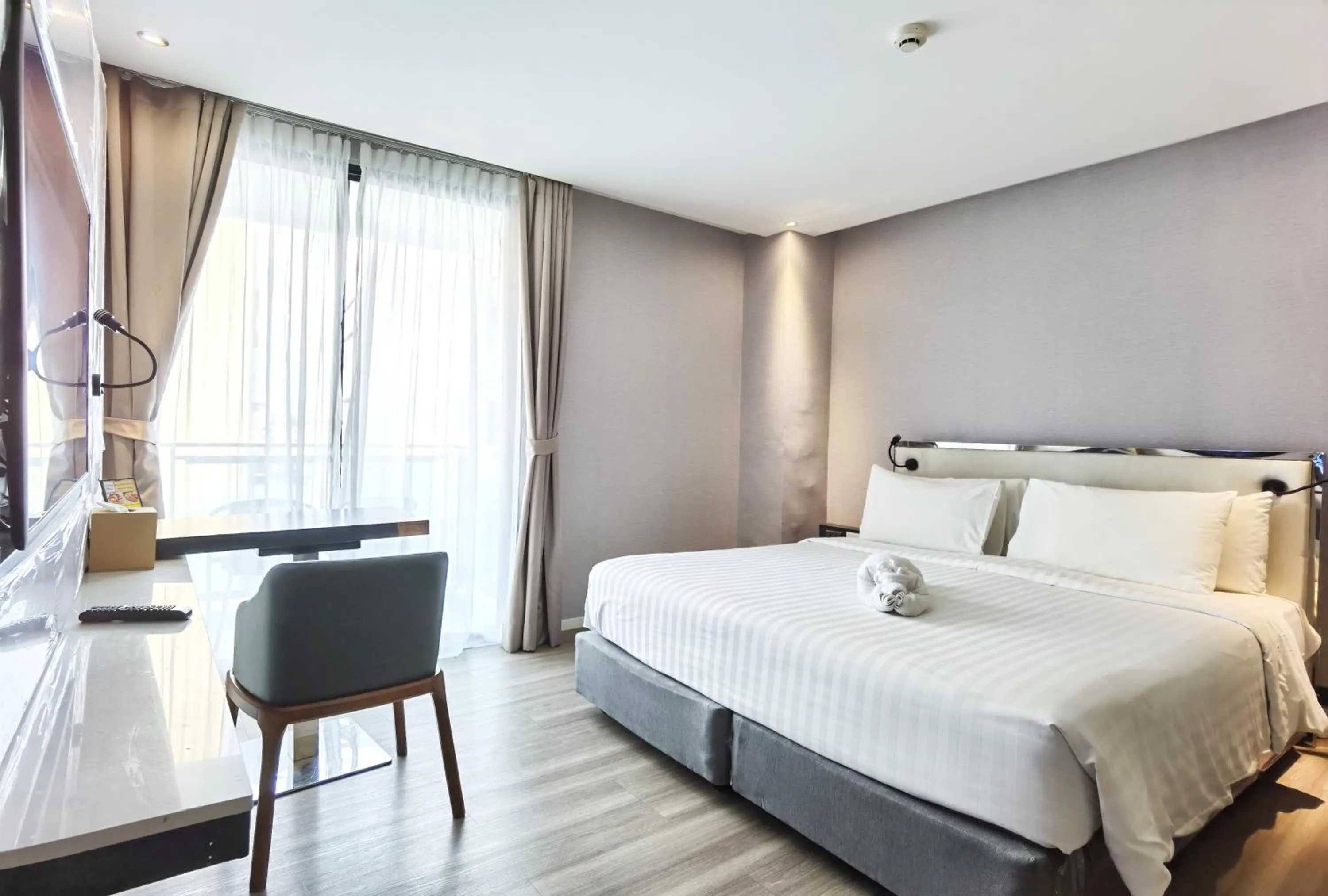 Double Room with Balcony in Citrus Grande Hotel Pattaya by Compass Hospitality