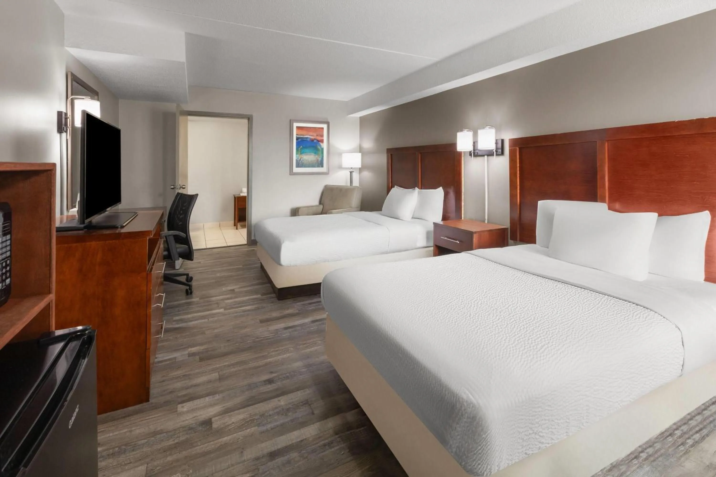 Double Room with Two Double Beds and Bath Tub with Grab Bars - Mobility Accessible/Non-Smoking in Days Inn by Wyndham Dumfries Quantico