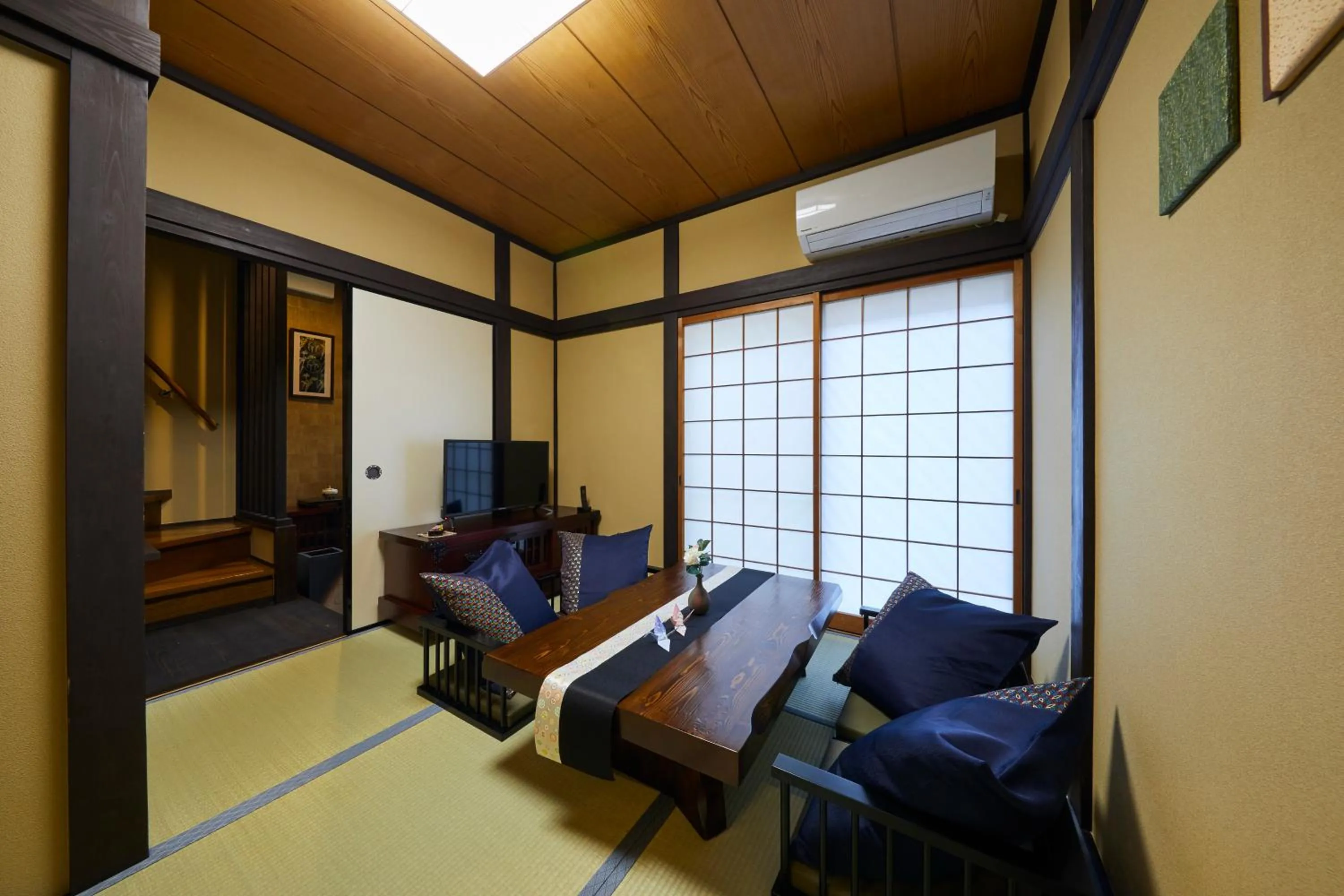 Japanese-Style Townhouse - single occupancy in Rinn Yasaka Kodaiji