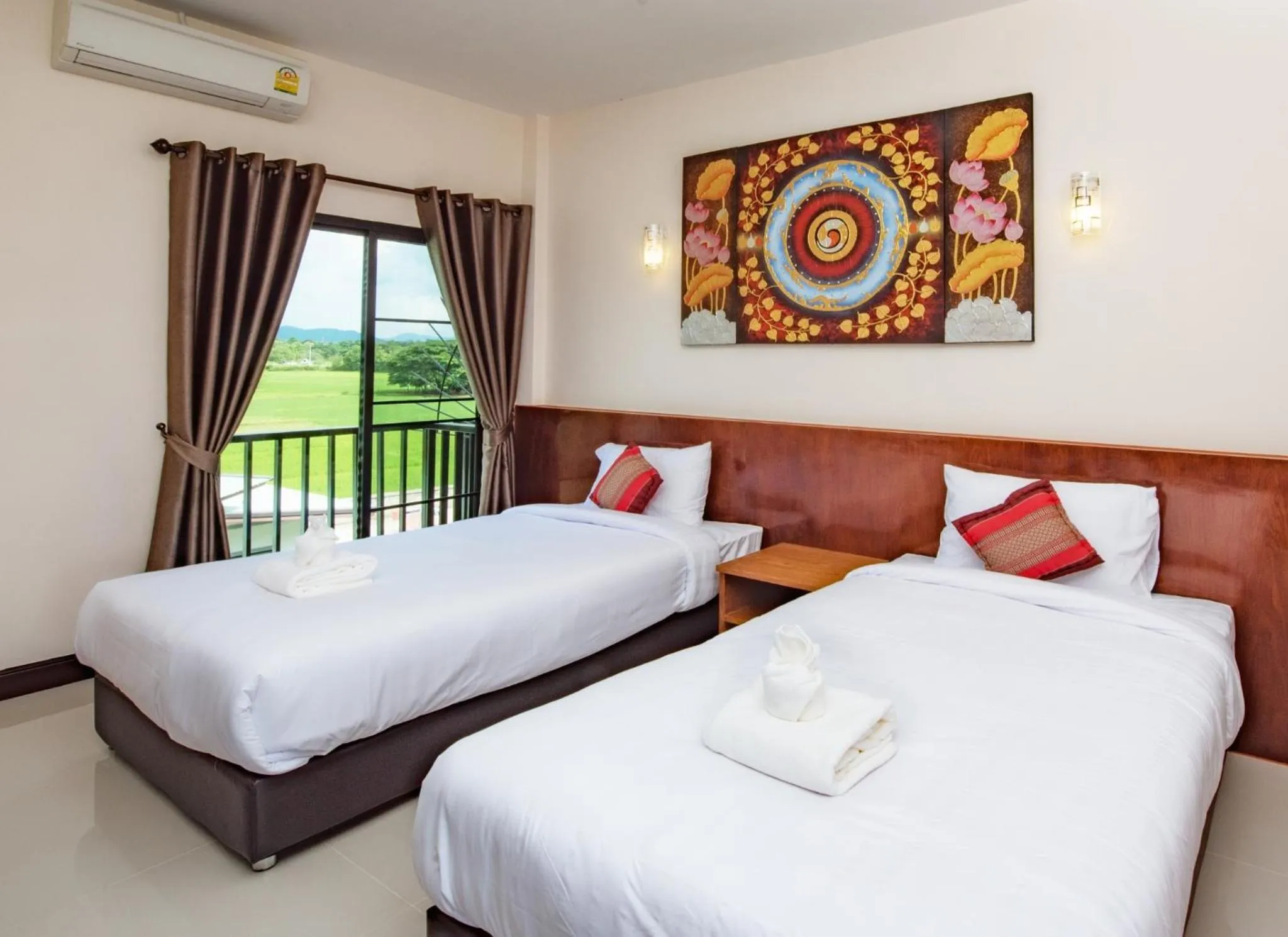 Standard Twin Room with Garden View in Lampang Vintage