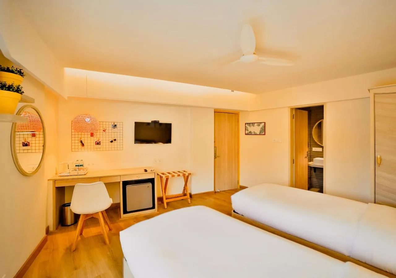 Standard Twin Room - single occupancy in Bloom Hotel - Juhu
