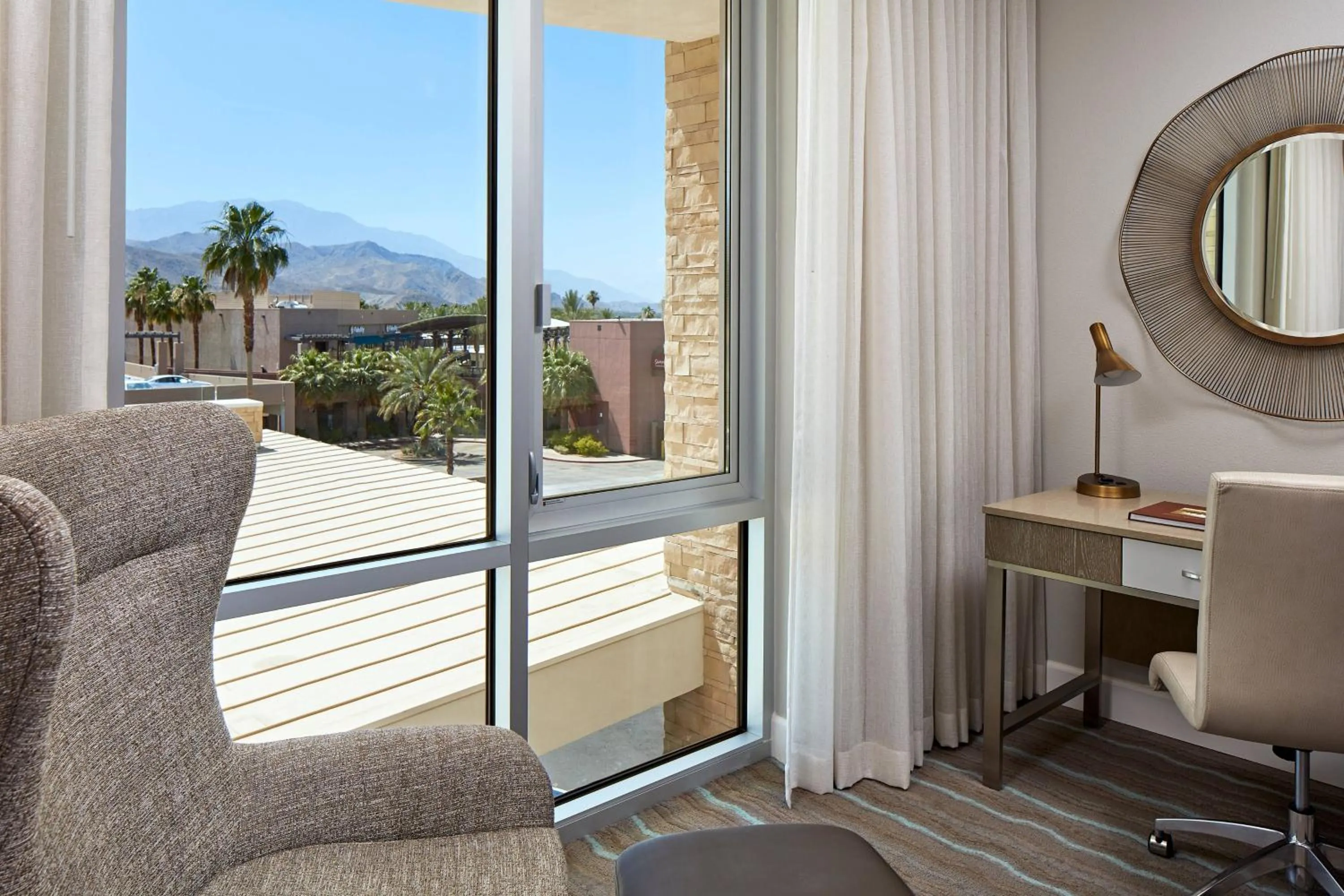 King Room with Mountain View in HOTEL PASEO, Autograph Collection