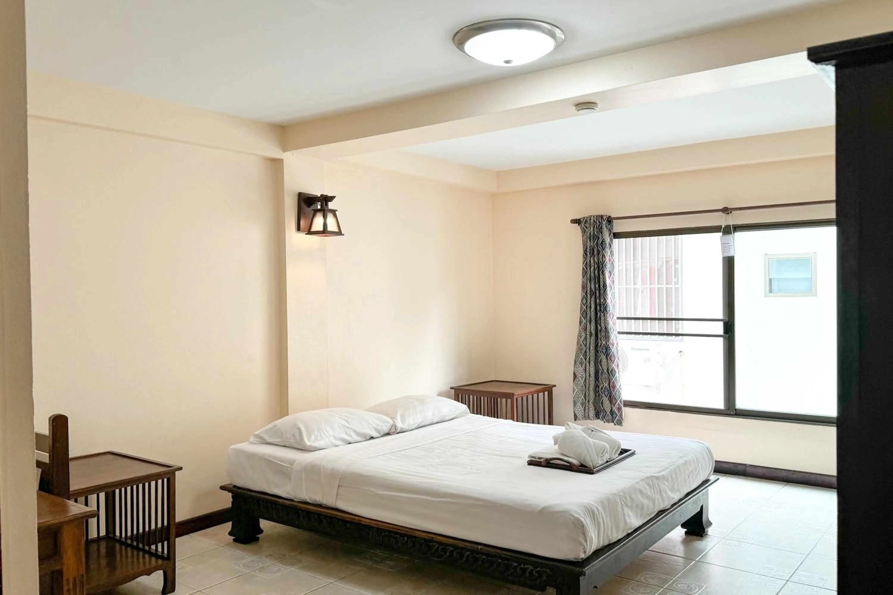 Standard Double Bed with Fan in SK House 2