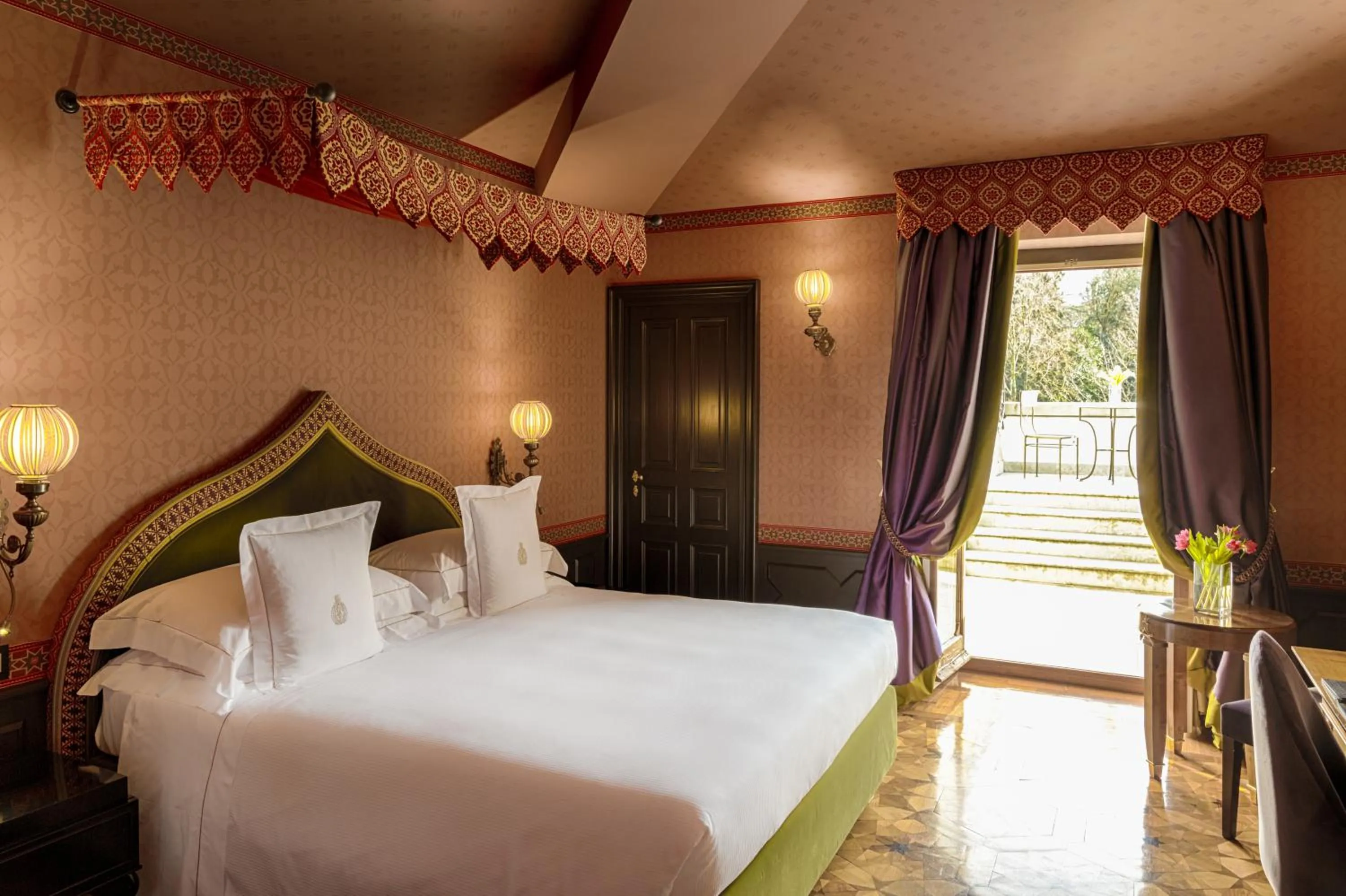 Two Connecting Double Rooms in Villa Cora