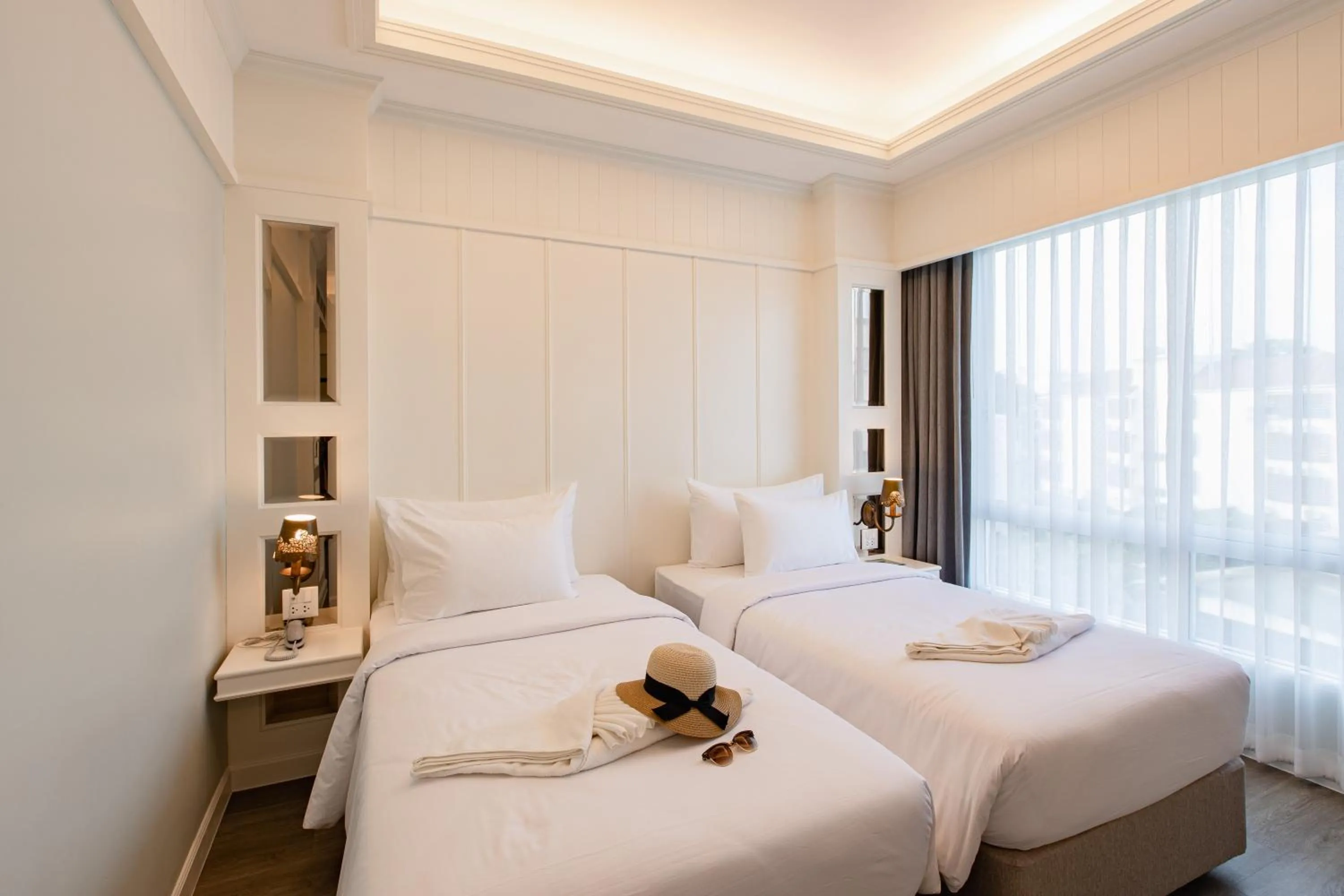Premier Twin Room in Siam Tharadol