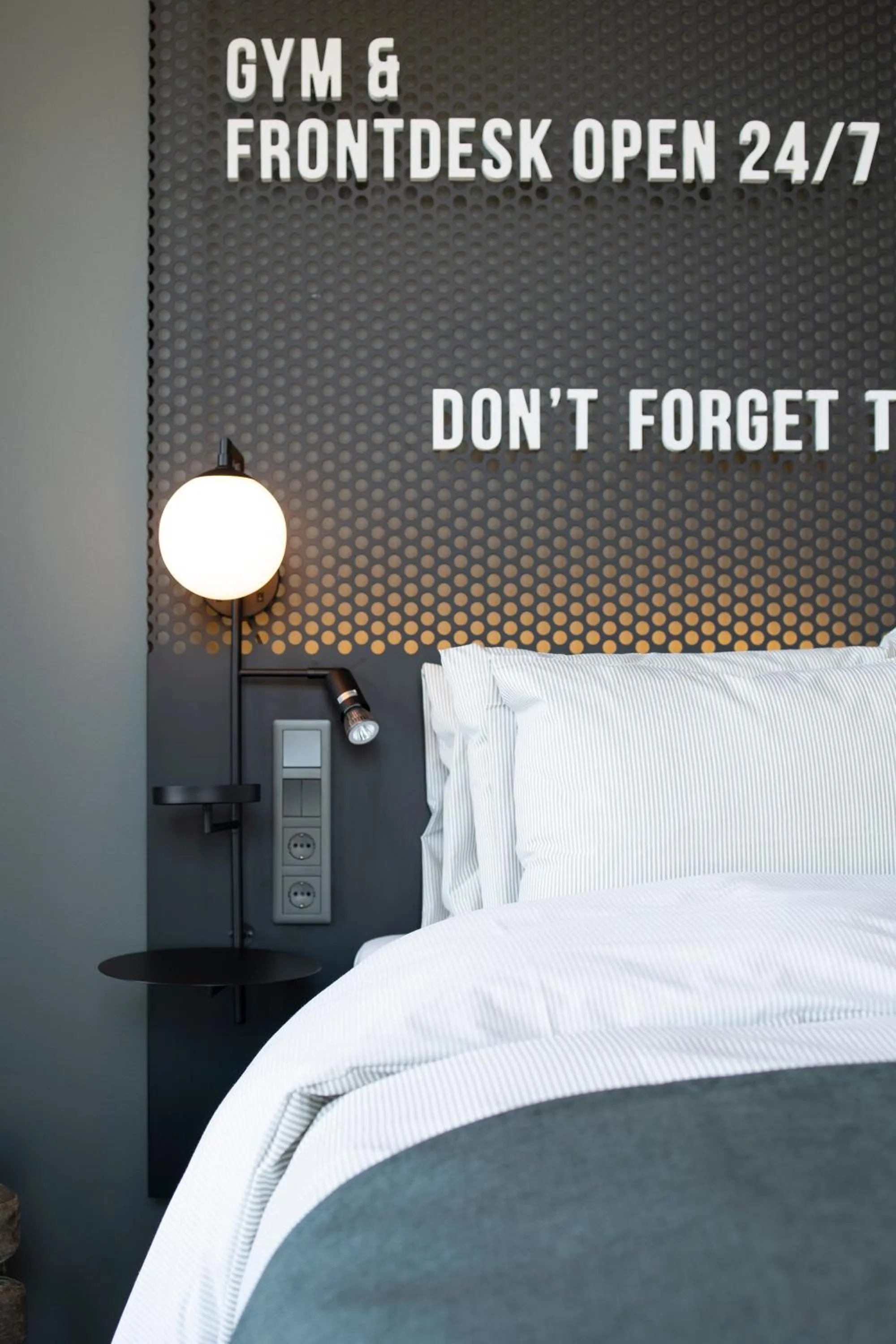 Standard Twin Room - single occupancy in Quality Hotel The Box