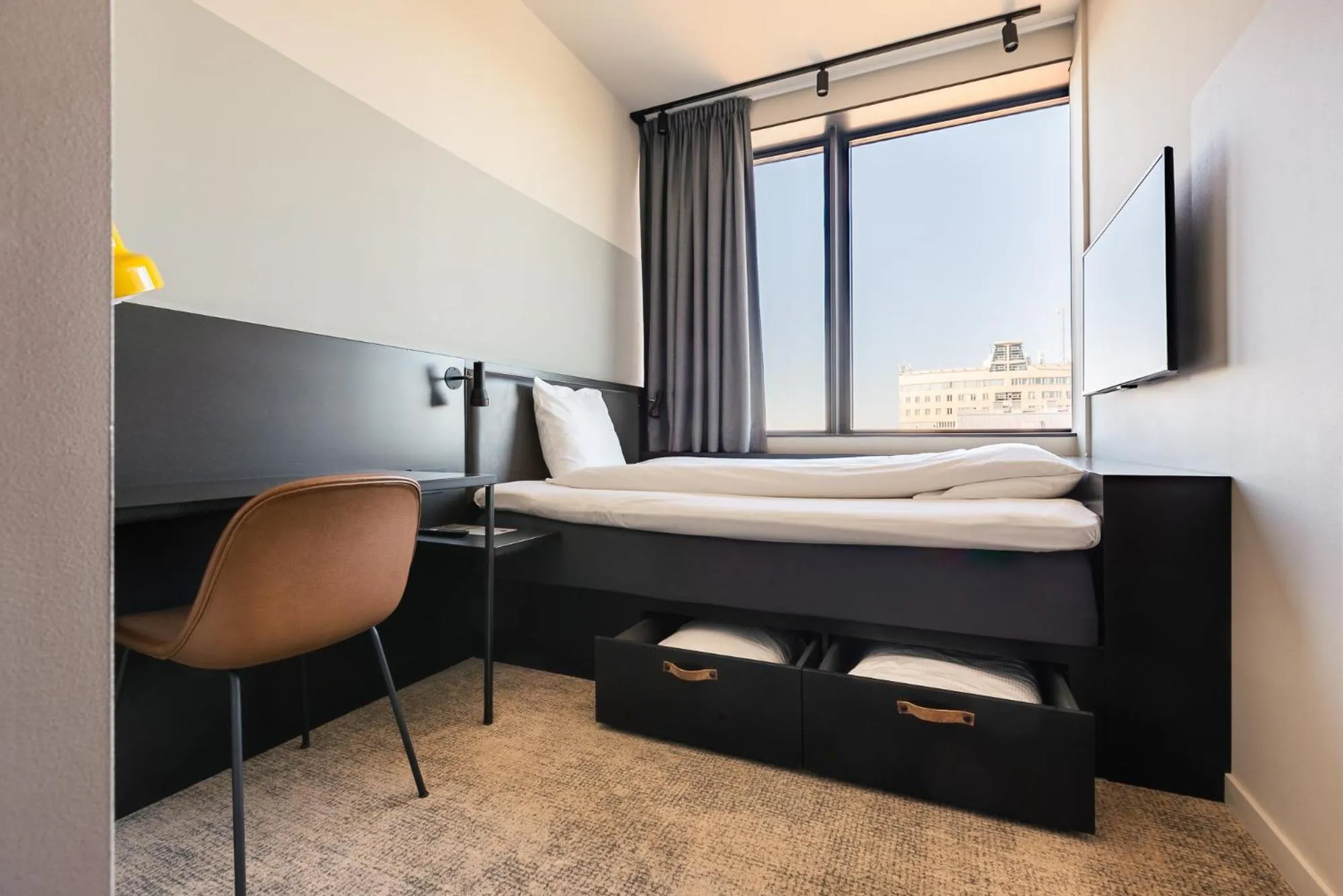 Compact Double Room (55 in bed) in Comfort Hotel Västerås