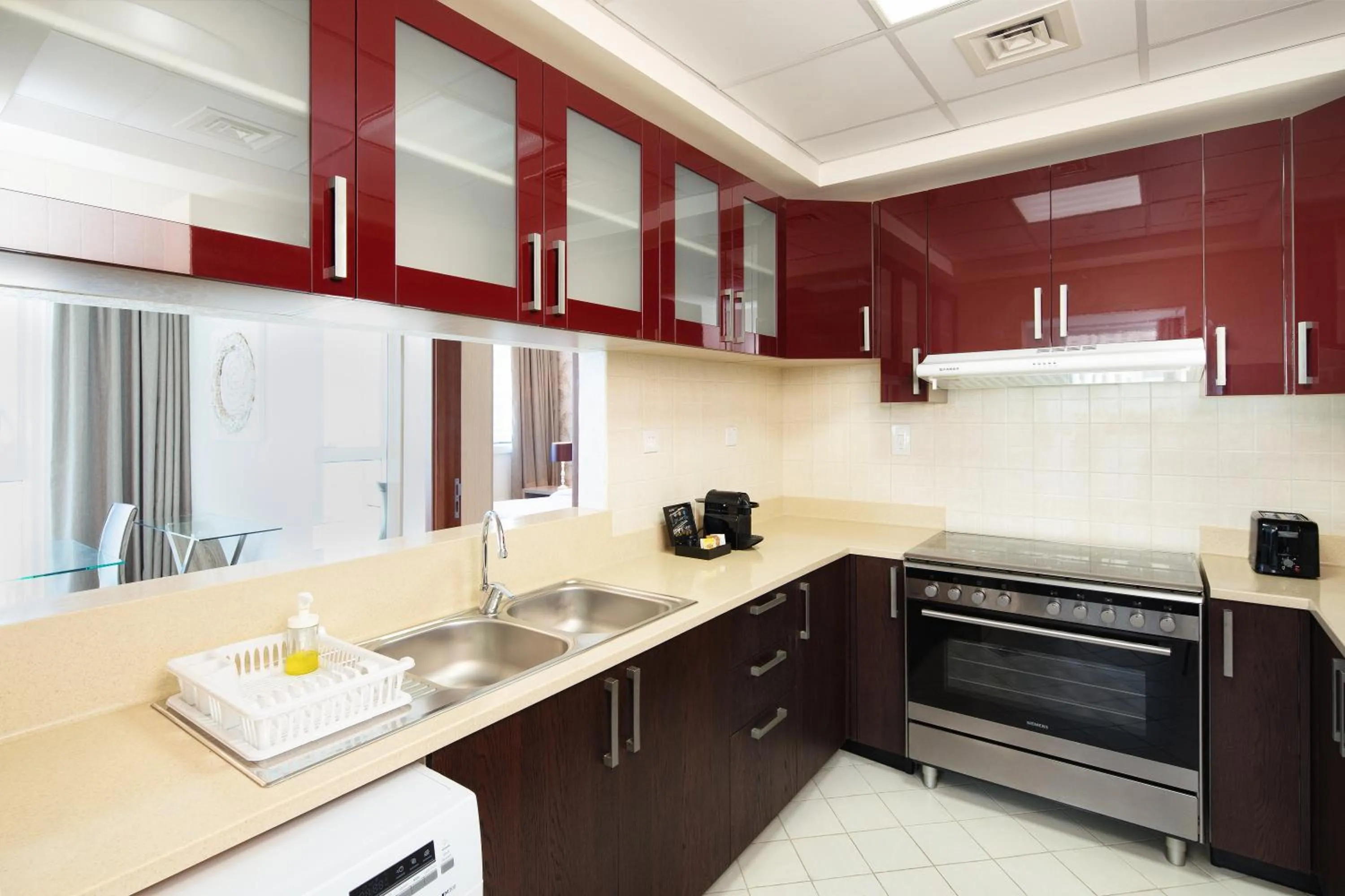 Deluxe Two-Bedroom Apartment with Balcony in Barceló Residences Dubai Marina