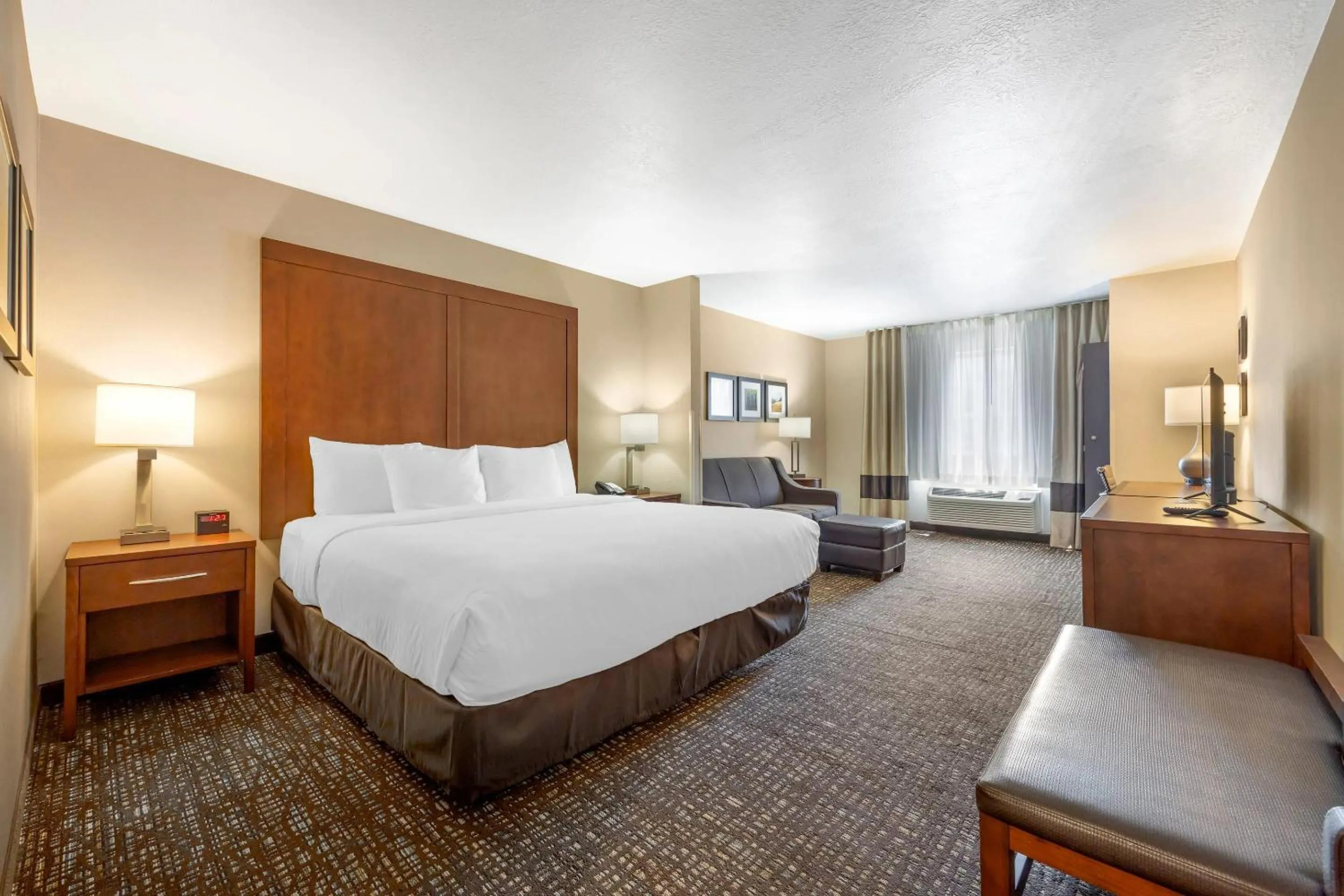 King Suite - Non-Smoking in Comfort Inn & Suites Orem - Provo
