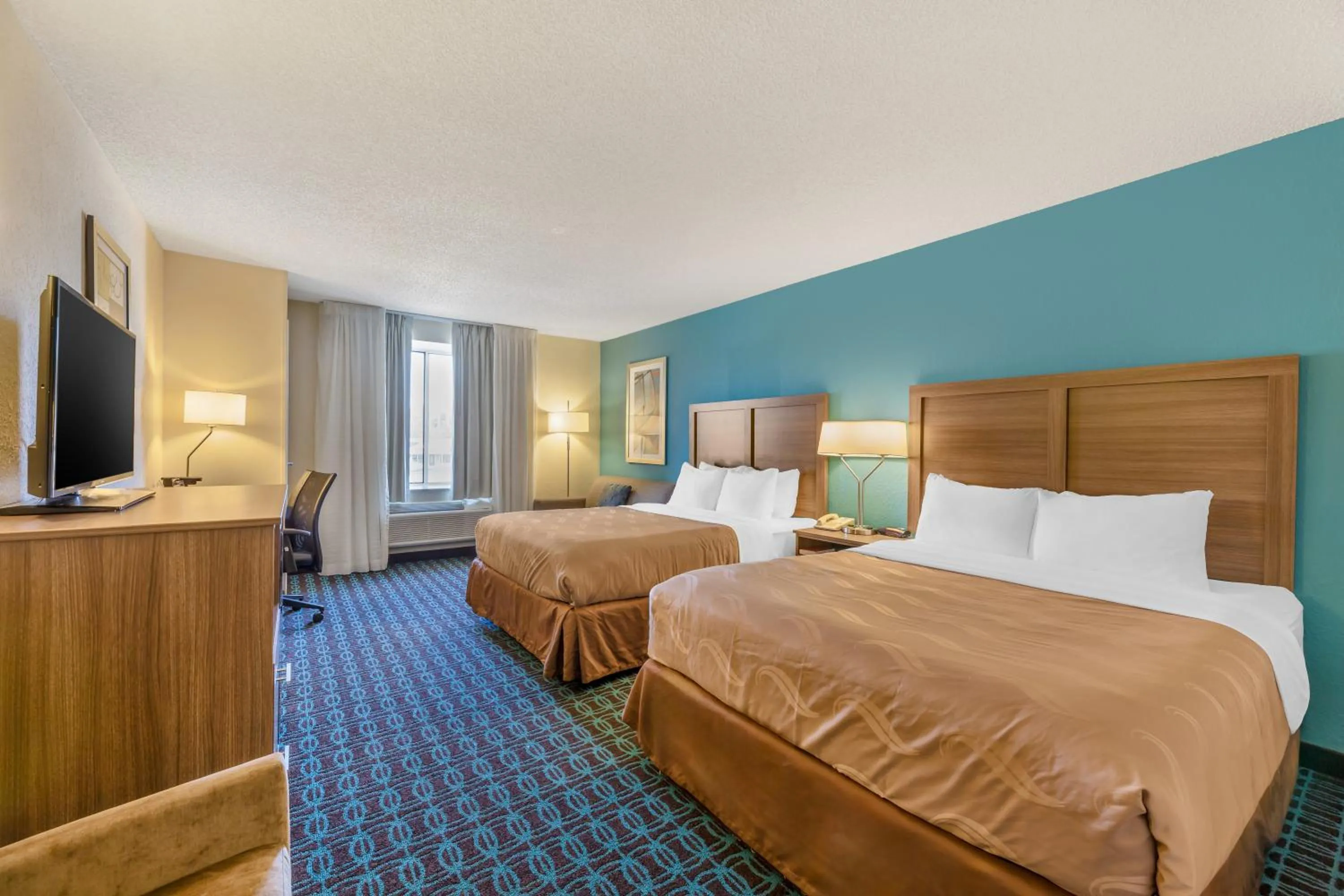 Queen Suite with Two Queen Beds and Sofa - Non Smoking in Quality Inn & Suites Sandusky