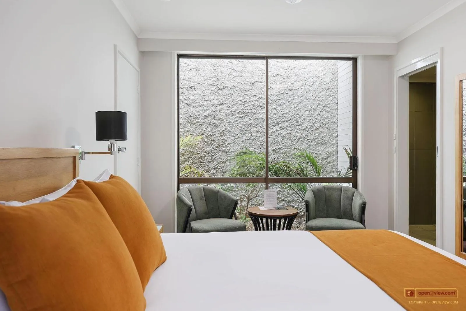 Premium King Room in Mid City Motel Warrnambool