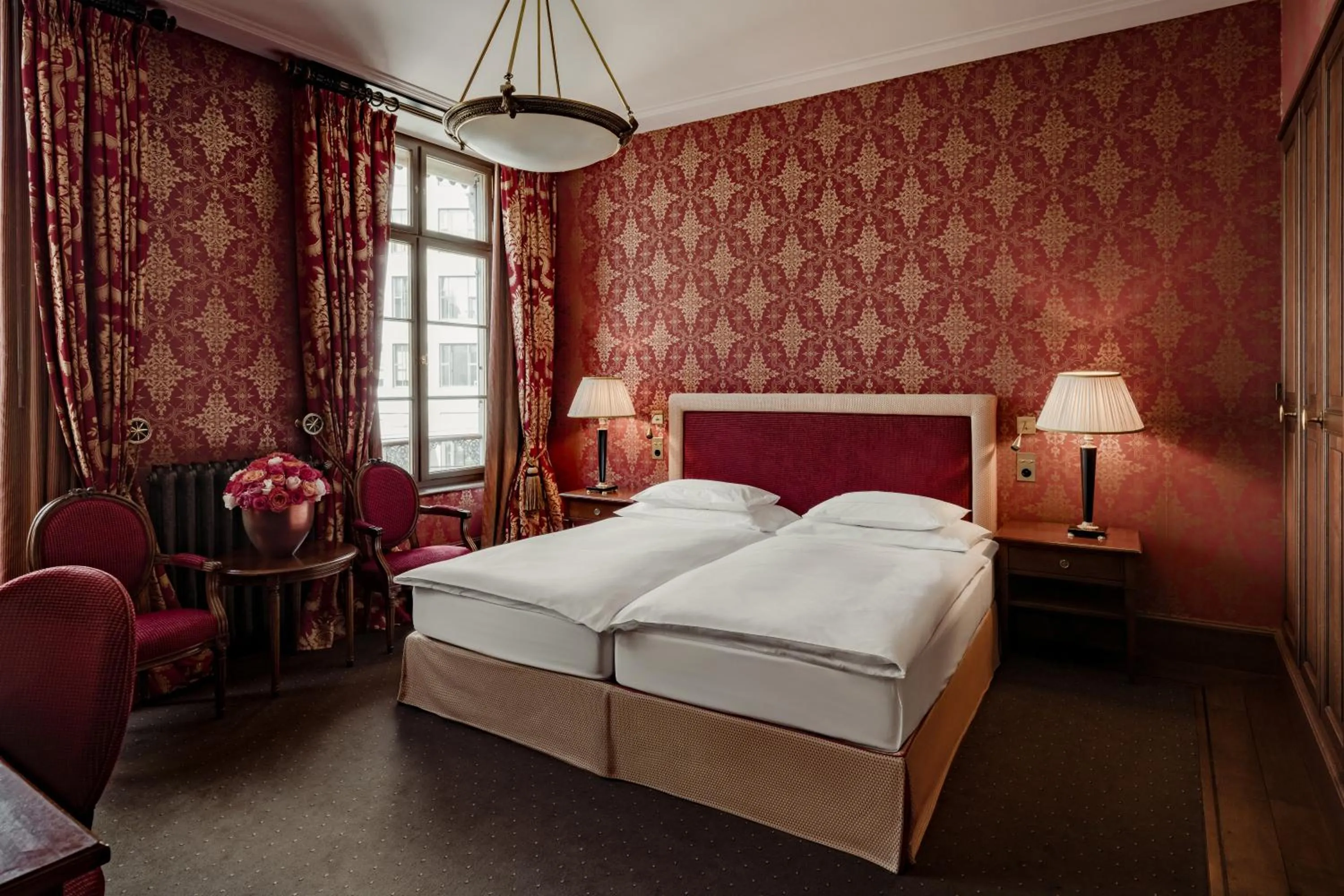 City King Room in Grand Hotel LES TROIS ROIS