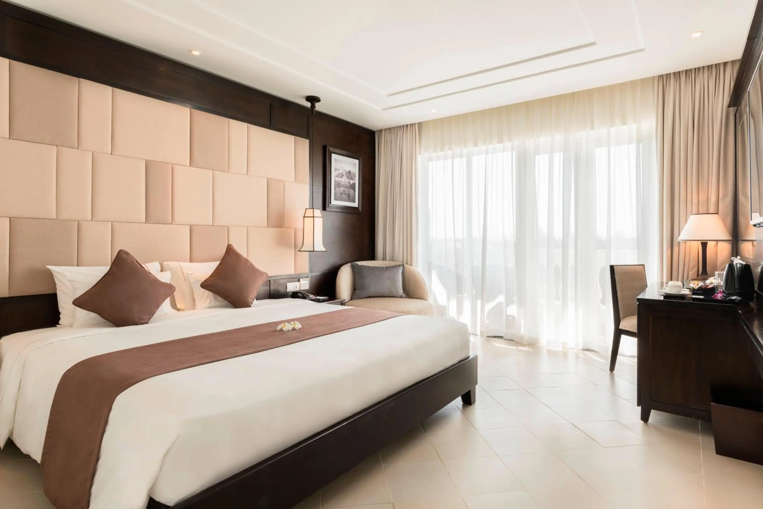 Deluxe Room with Garden View in Boutique Hoi An Resort