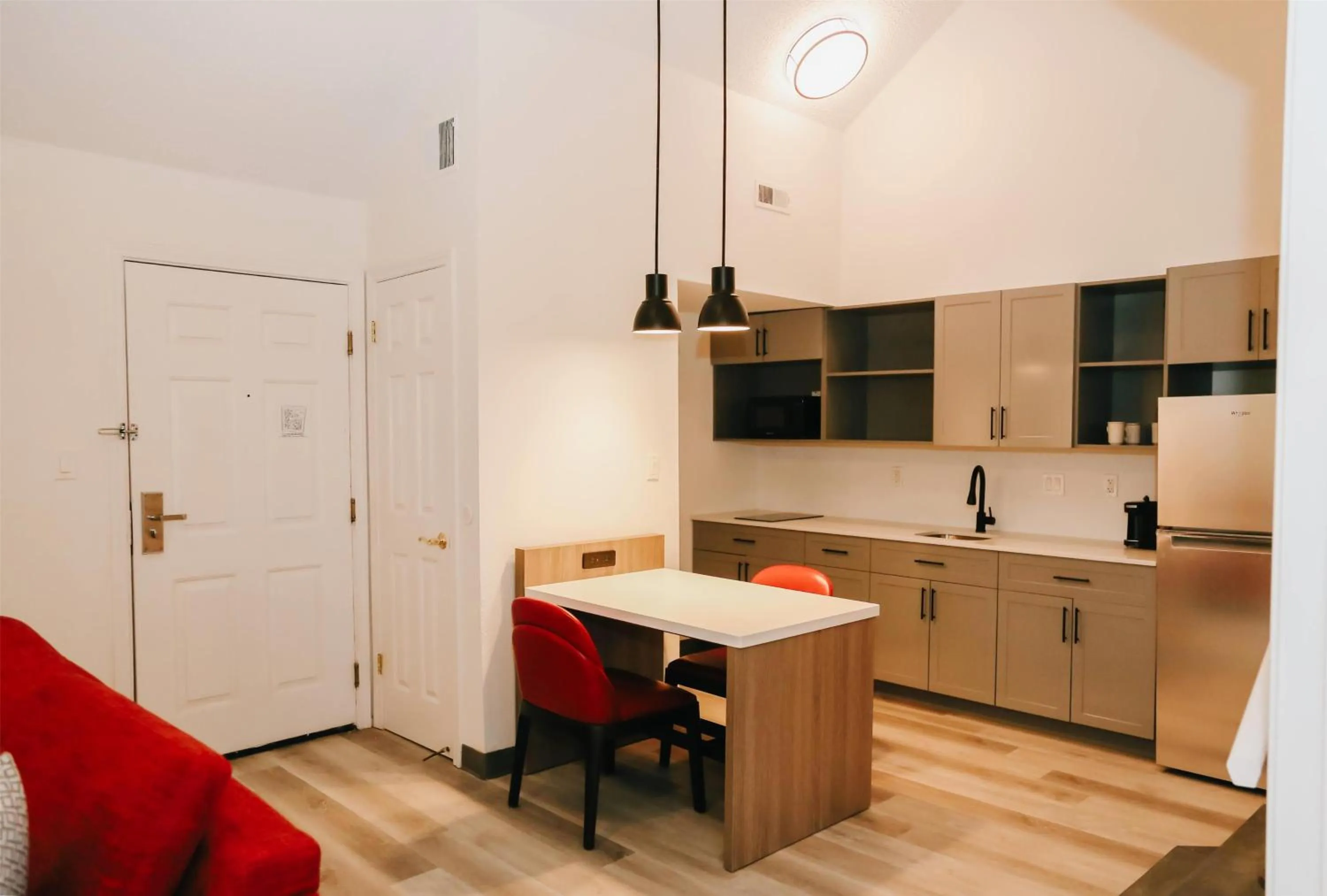 Deluxe Suite with Two Queen Beds - Non-Smoking in Hawthorn Suites by Wyndham Tinton Falls