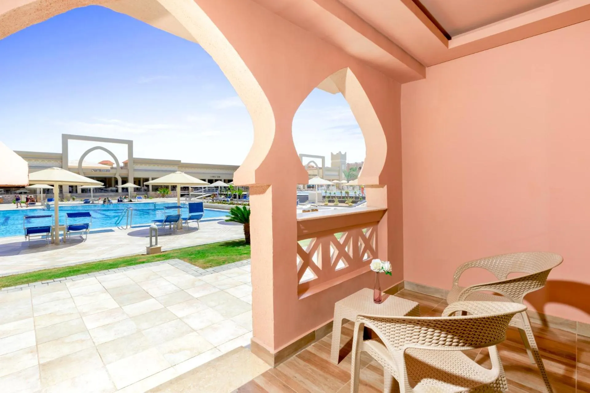 Deluxe Double Room with Pool View - Aqua Vista Area in Pickalbatros Aqua Blu Resort - Hurghada