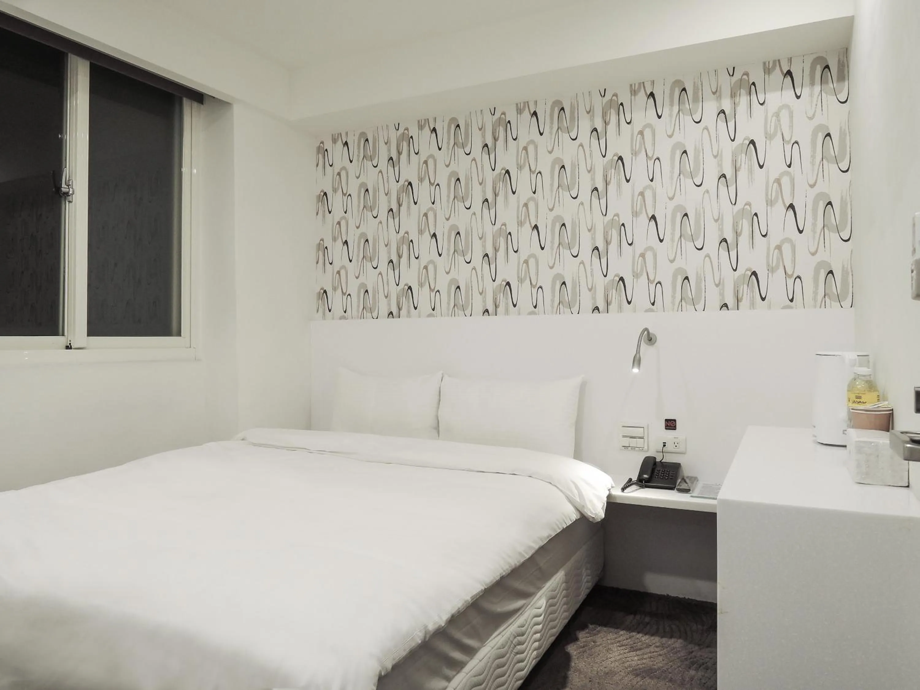 Standard Double Room - single occupancy - No Window in CHECK inn Express Taipei Yongkang