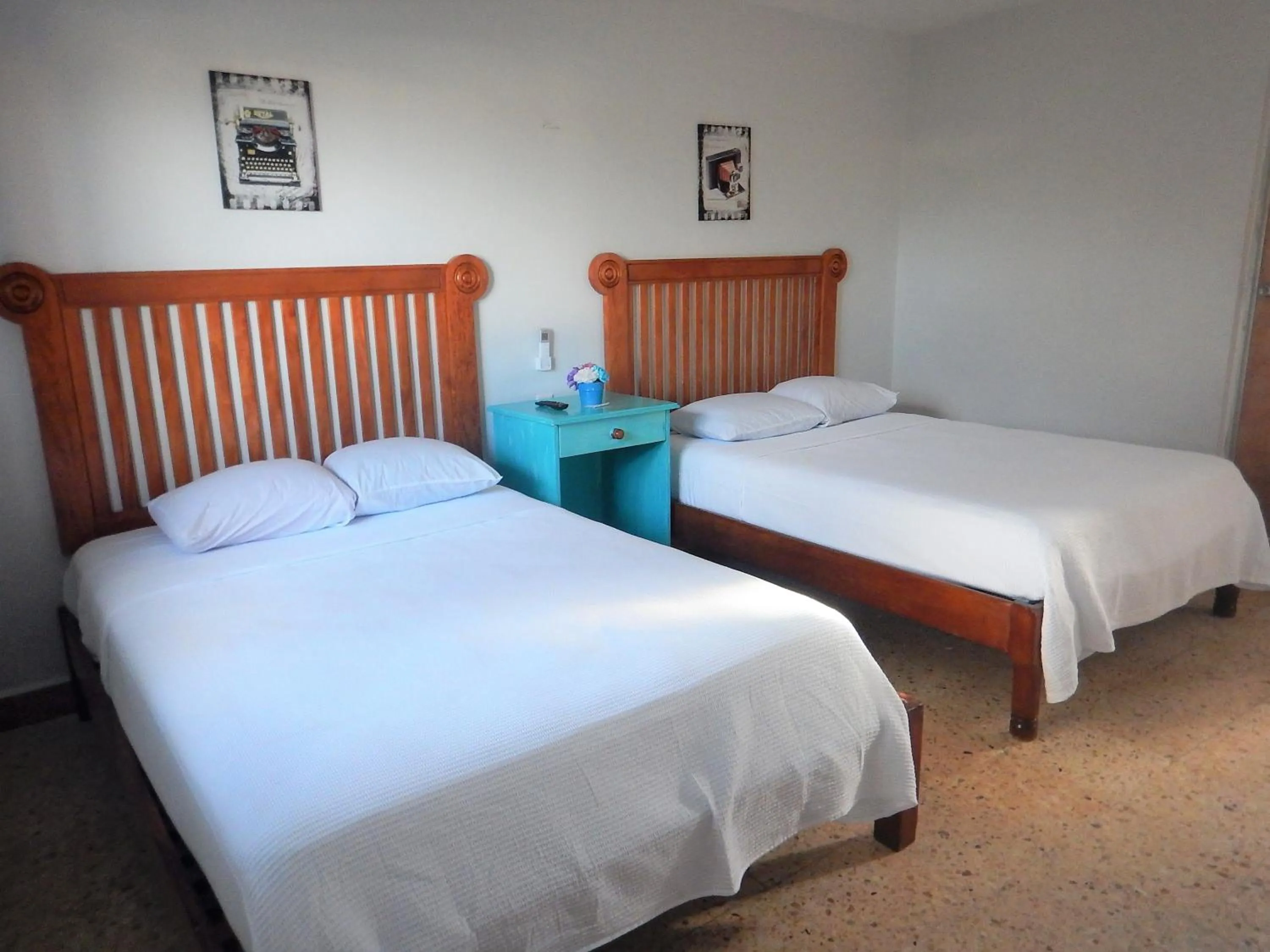 Twin Room with Private Bathroom in Blue Coconut Cancun Hotel