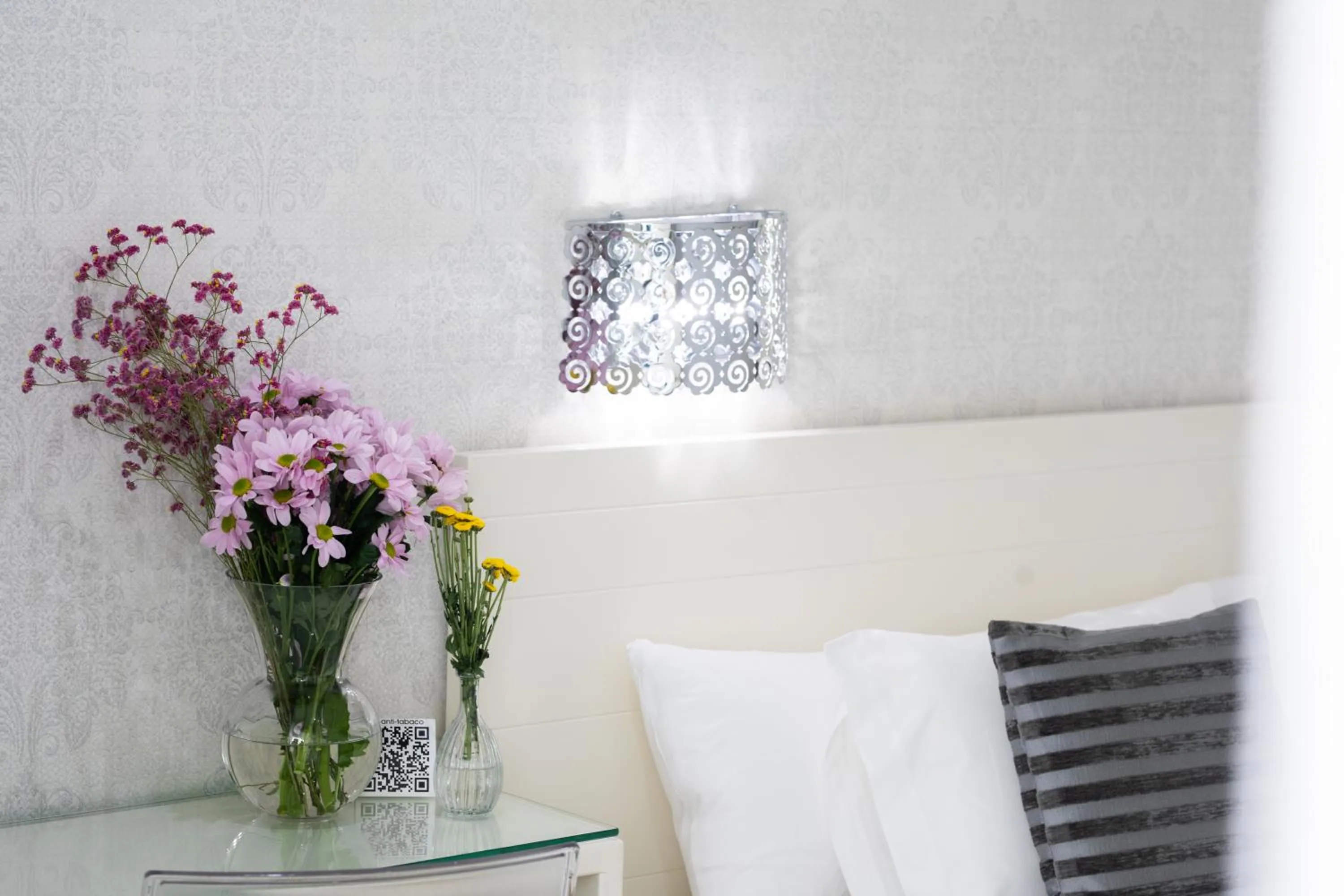 Double or Twin Room in La Boutique Puerta Osario